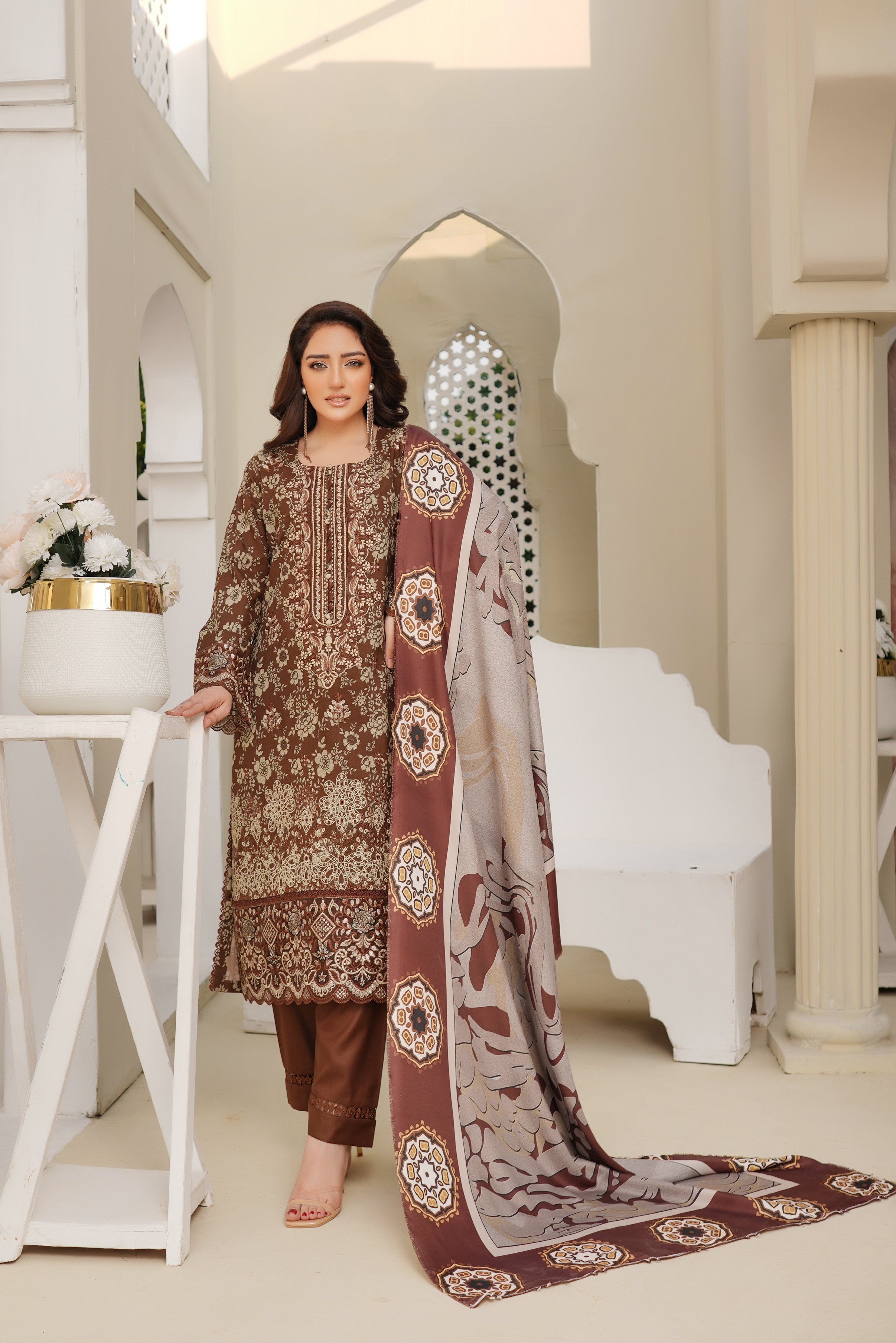 Munira Embroidered Dhanak 3 Piece Suit MUN715