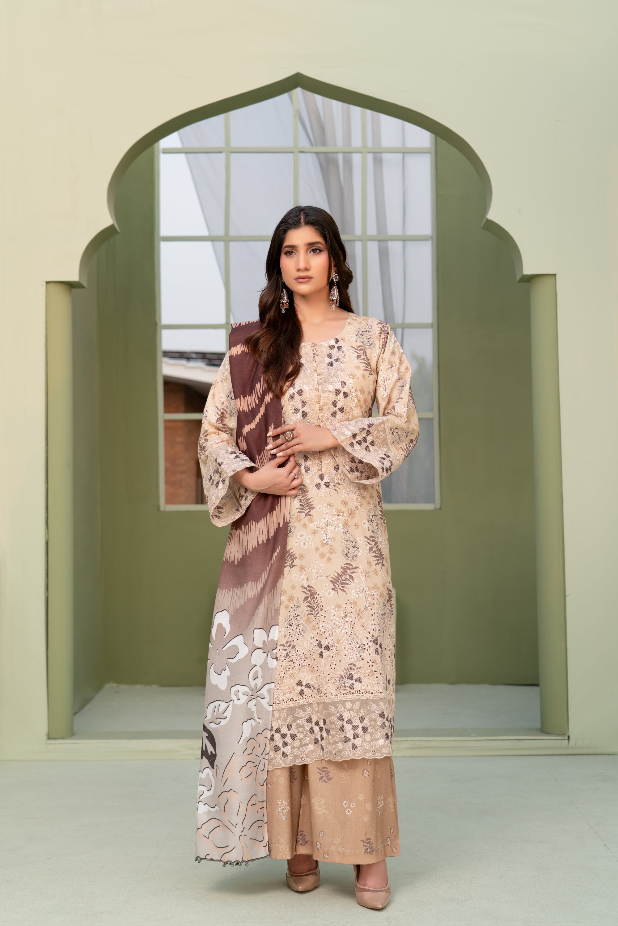 Munira Embroidered Dhanak 3 Piece Suit MUN766