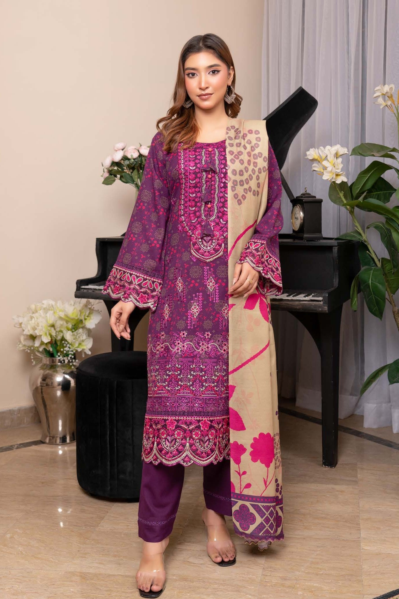 Munira Embroidered Dhanak 3 Piece Suit MUN760