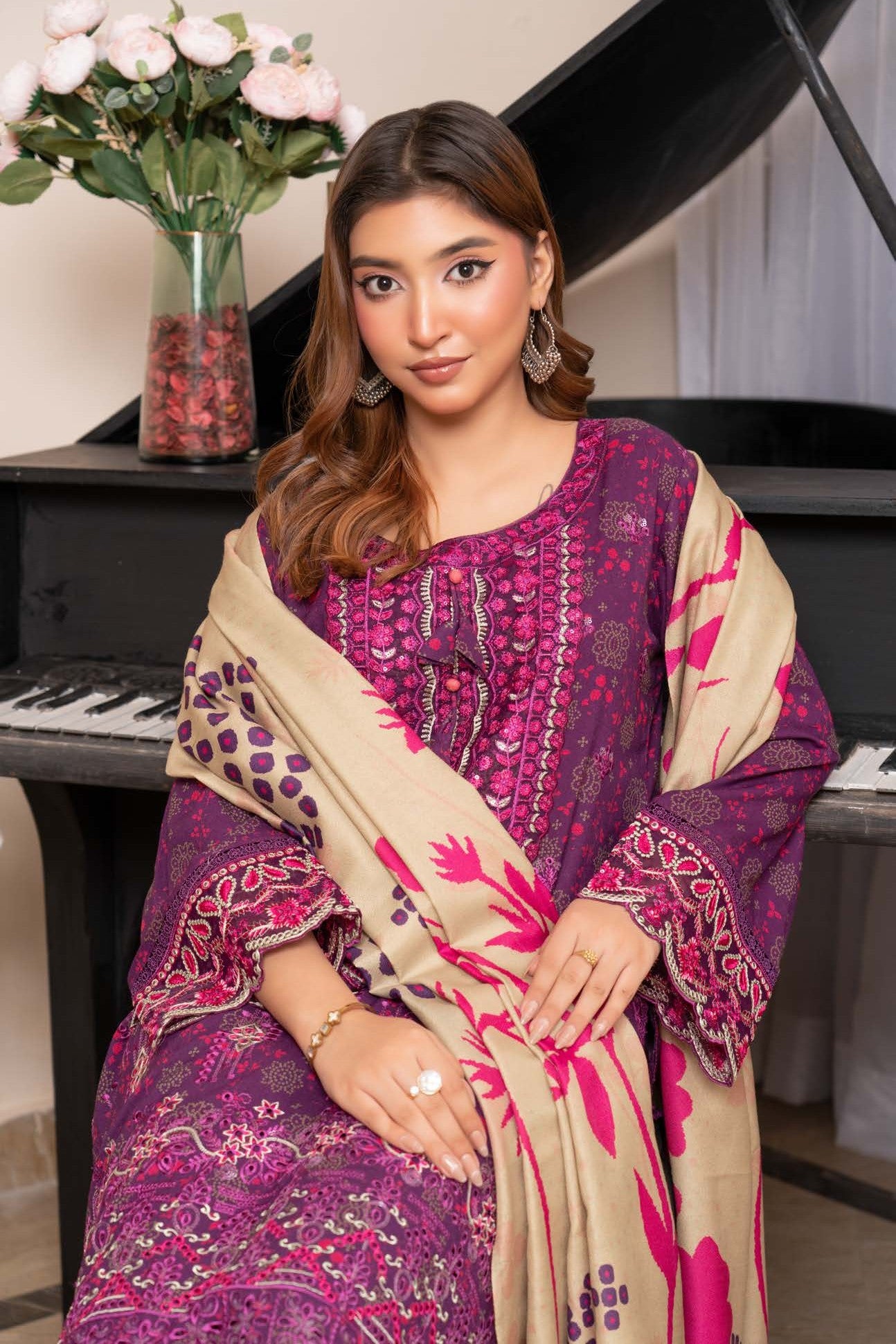 Munira Embroidered Dhanak 3 Piece Suit MUN760