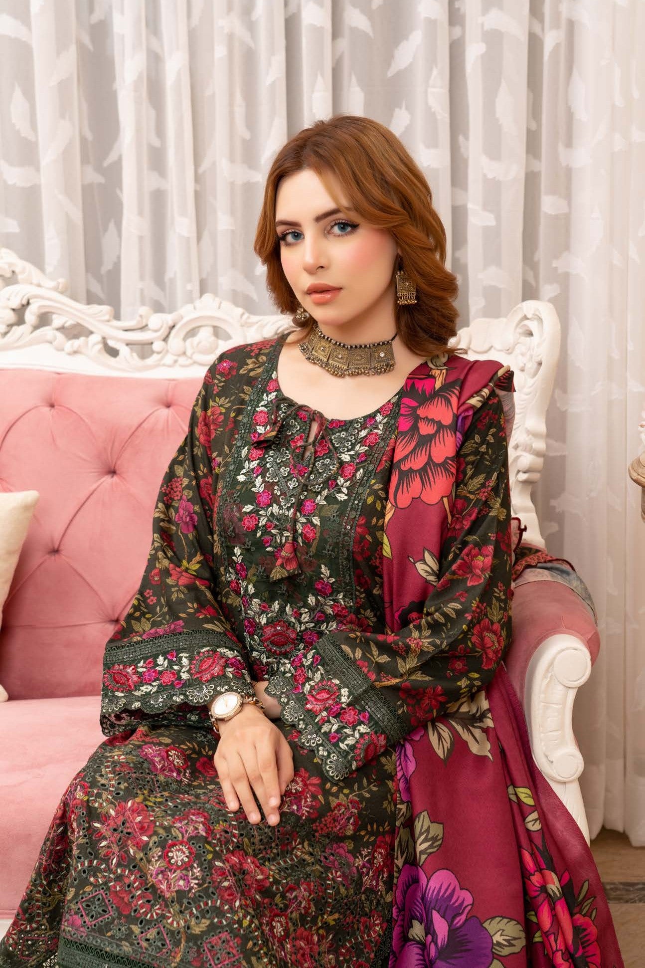 Munira Embroidered Dhanak 3 Piece Suit MUN762