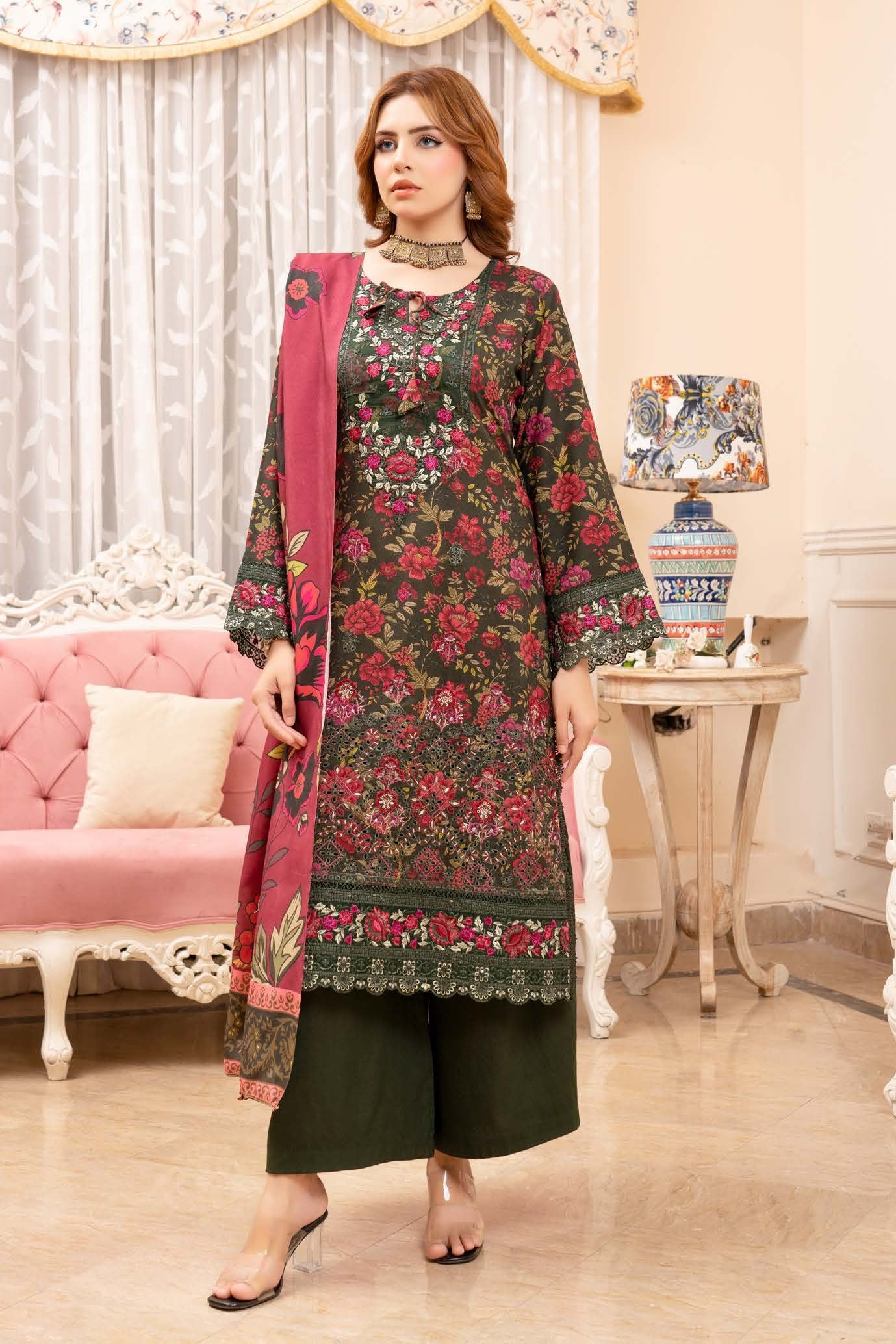 Munira Embroidered Dhanak 3 Piece Suit MUN762