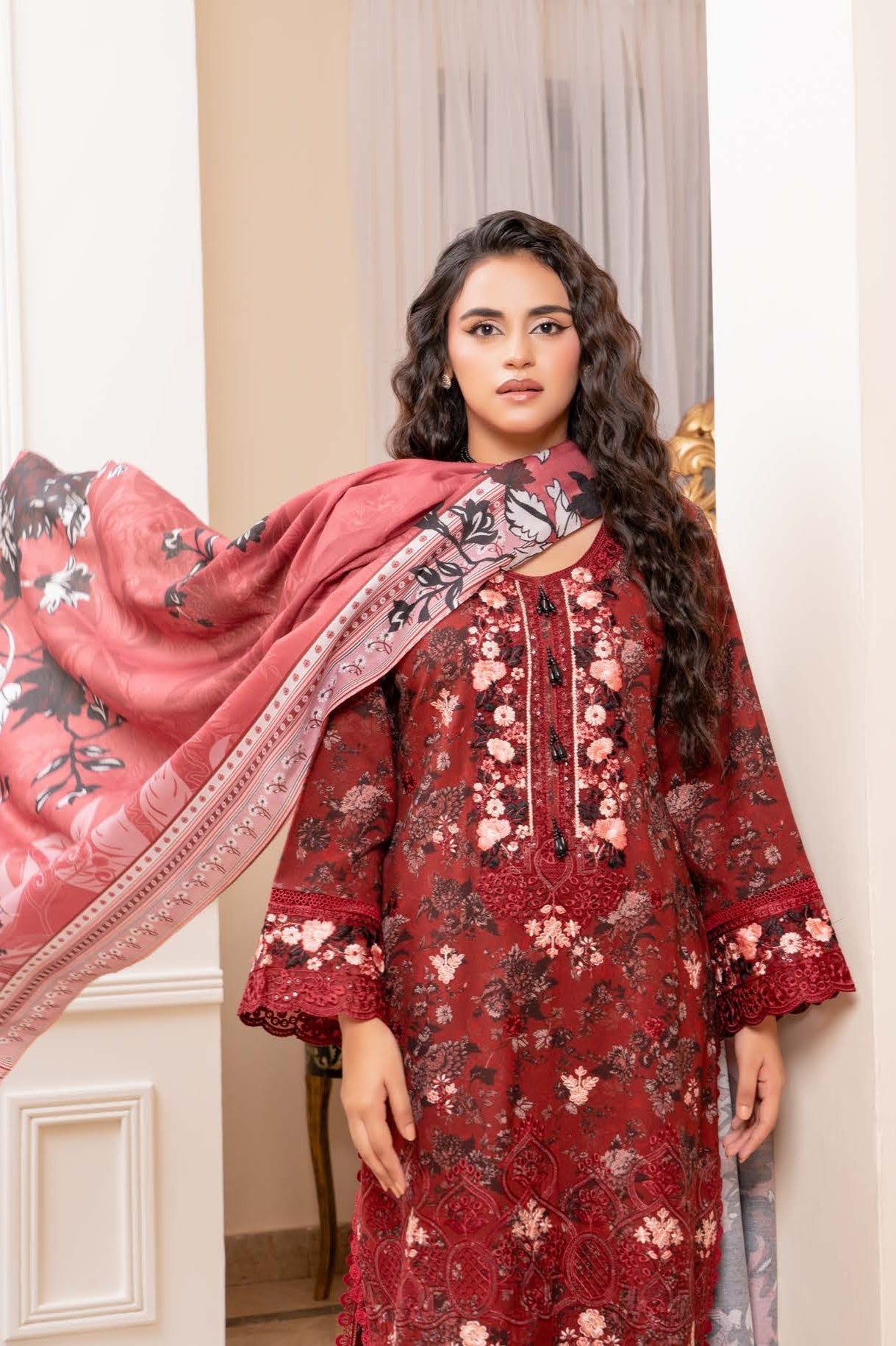 Munira Embroidered Dhanak 3 Piece Suit MUN764