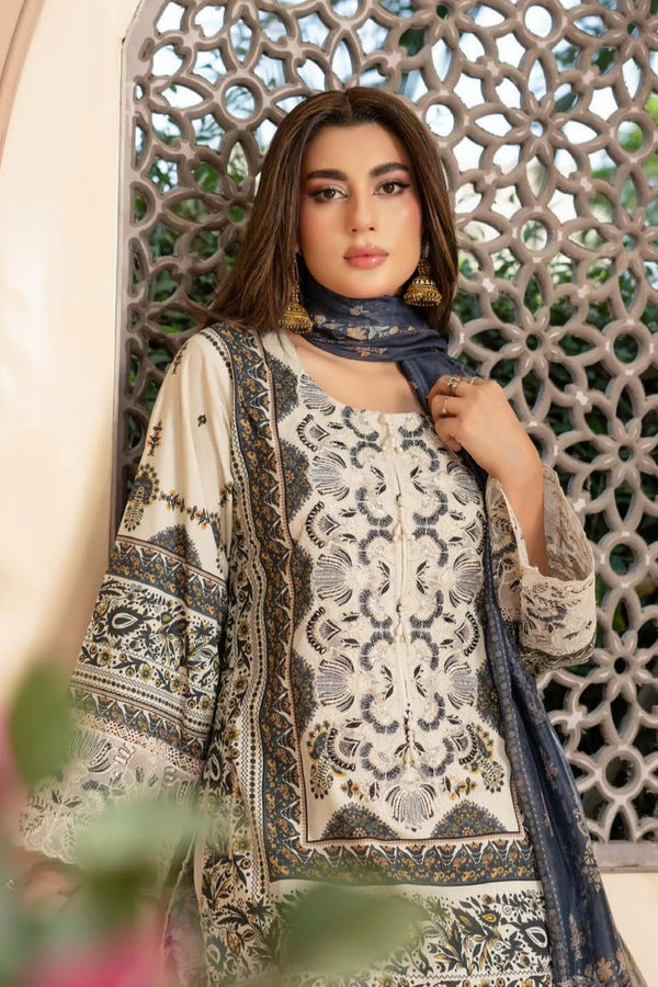 Munira Embroidered Lawn 3 Piece Suit MUN753