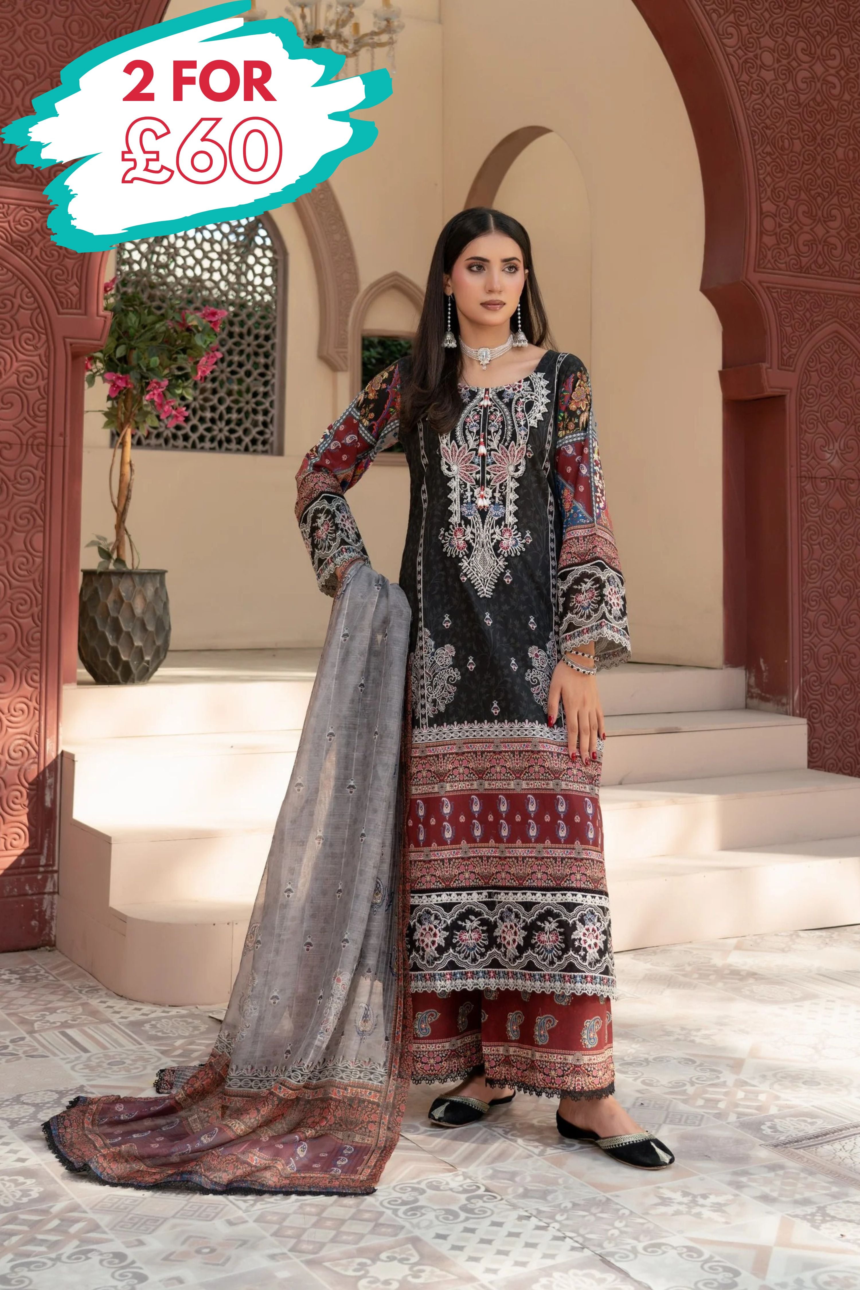 Munira Embroidered Lawn 3 Piece Suit MUN755