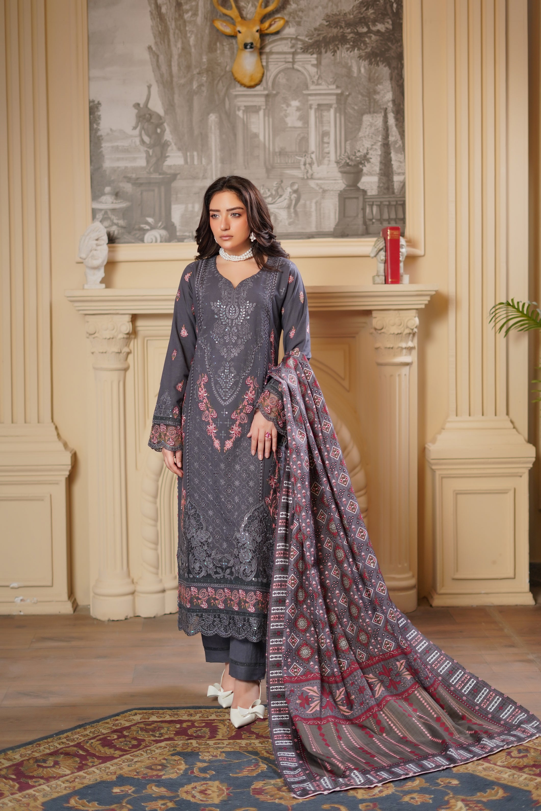 Munira Festive Dhanak 3 Piece Suit MUN722