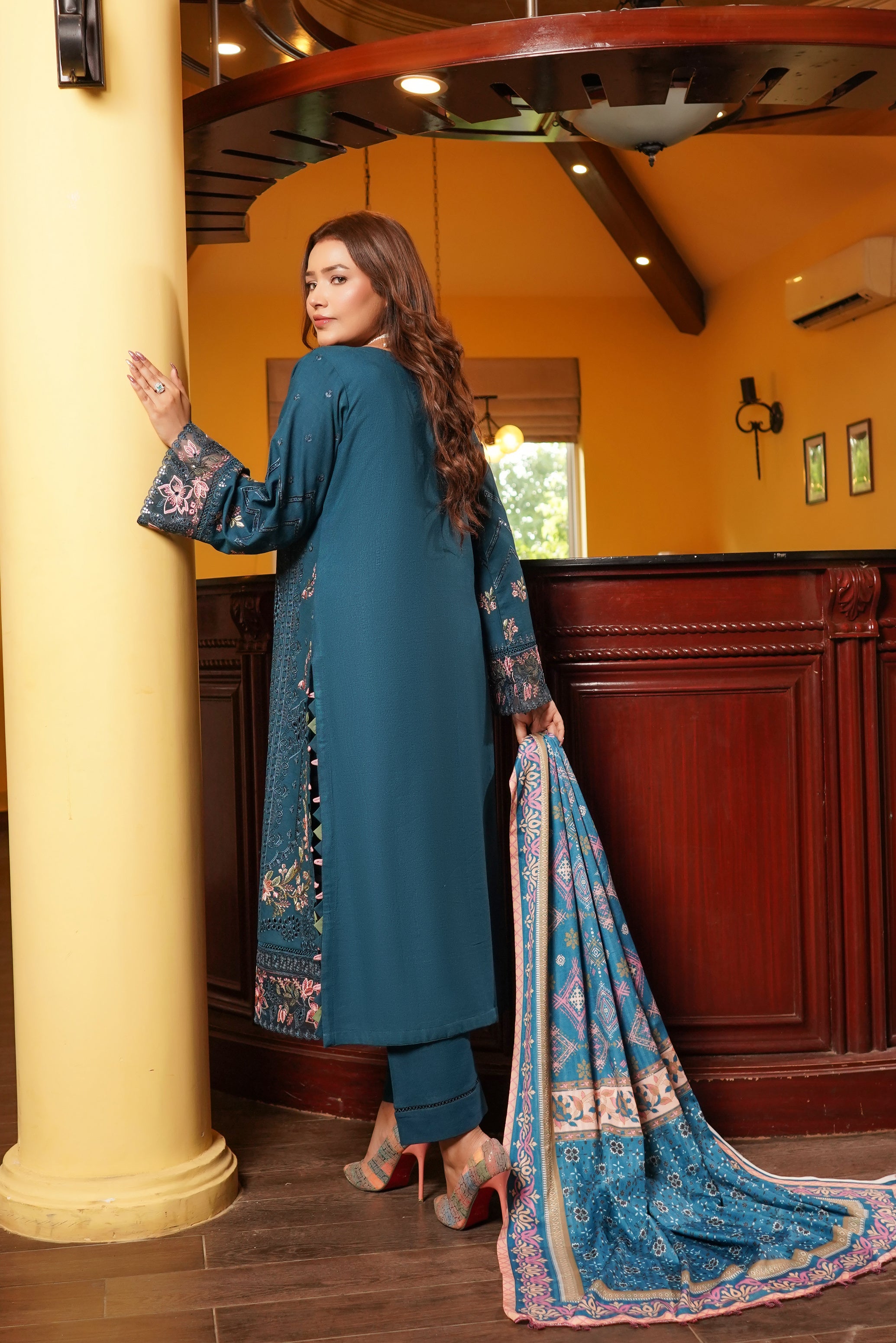 Munira Festive Dhanak 3 Piece Suit MUN697