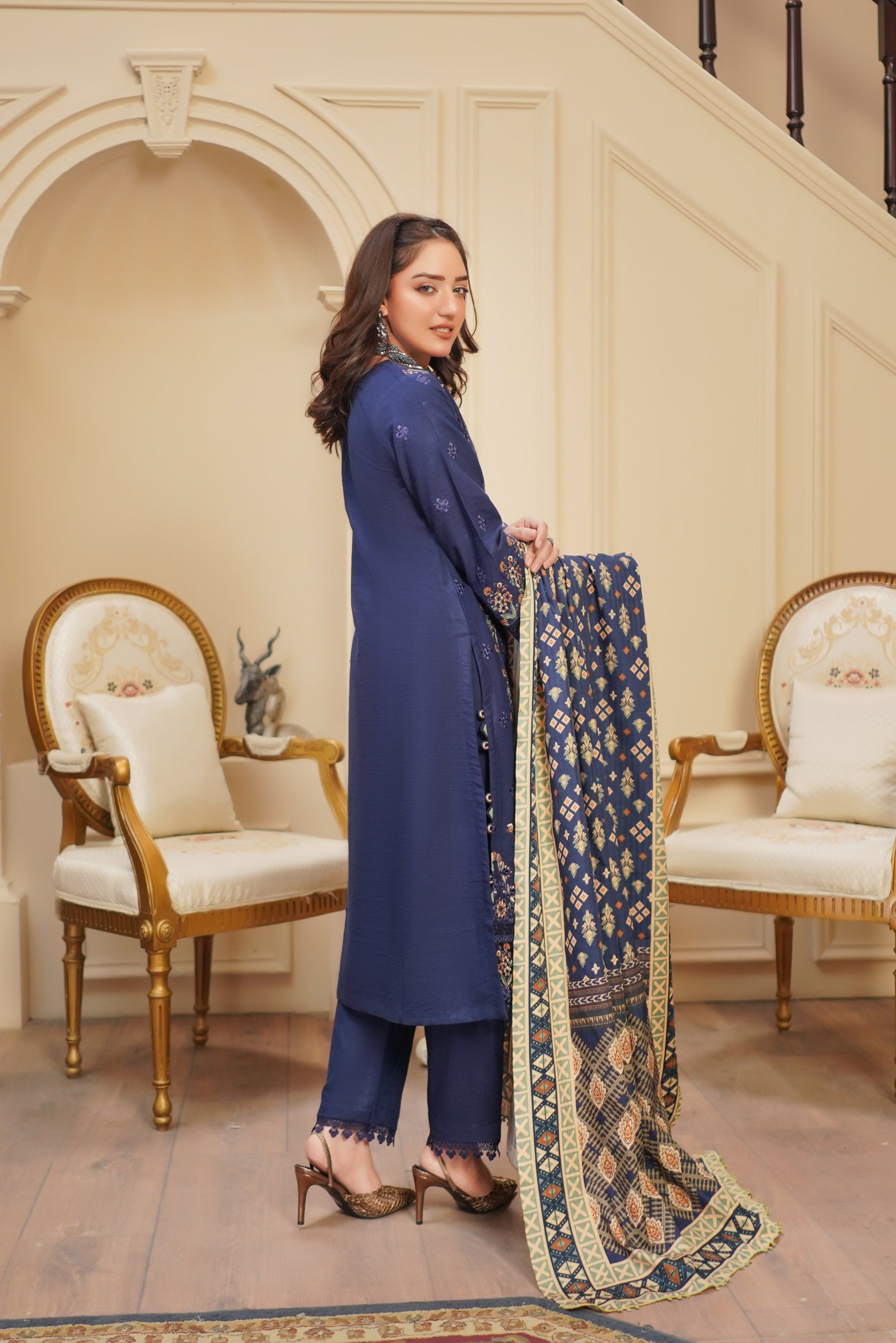 Munira Festive Dhanak 3 Piece Suit MUN720