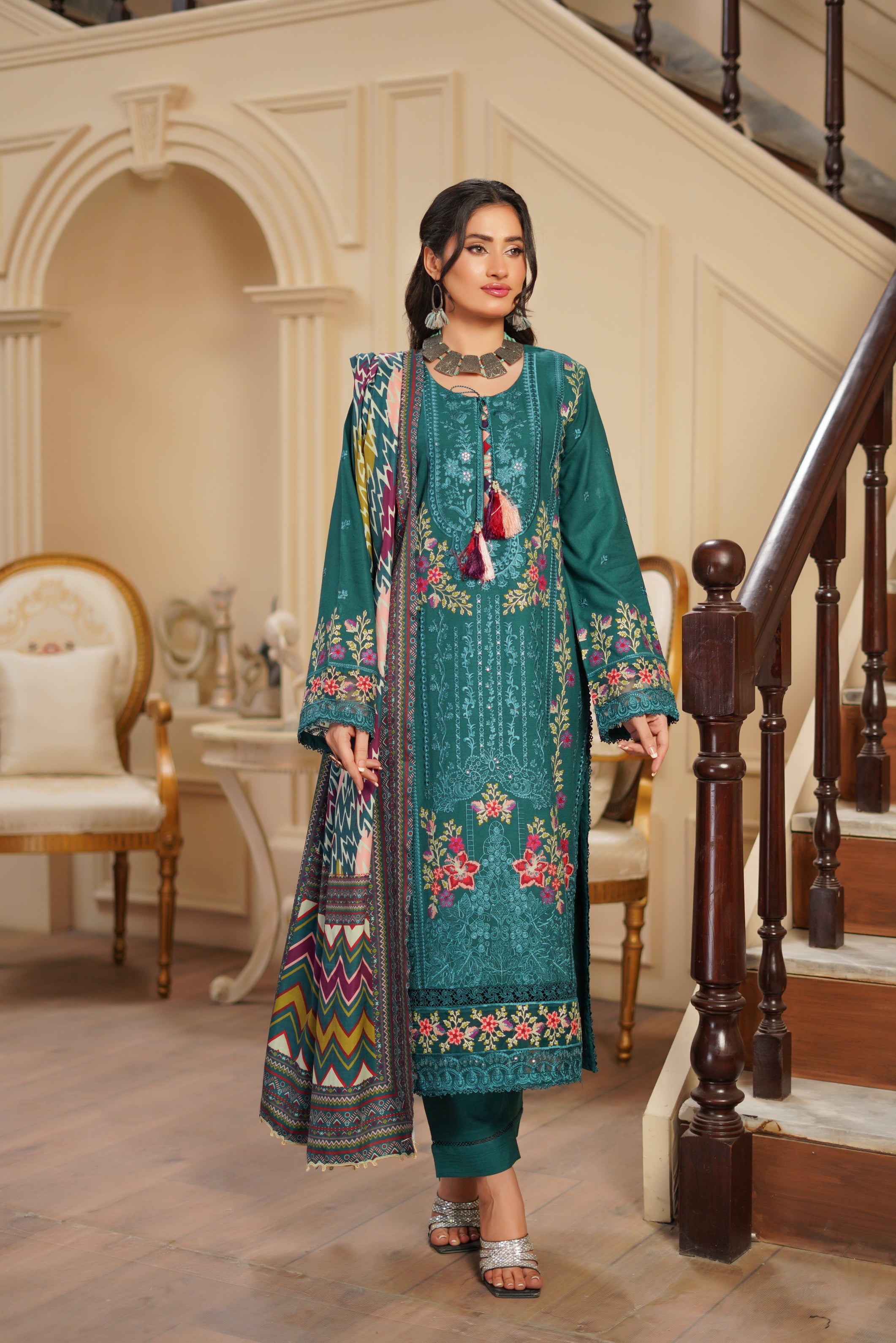 Munira Festive Dhanak 3 Piece Suit MUN716