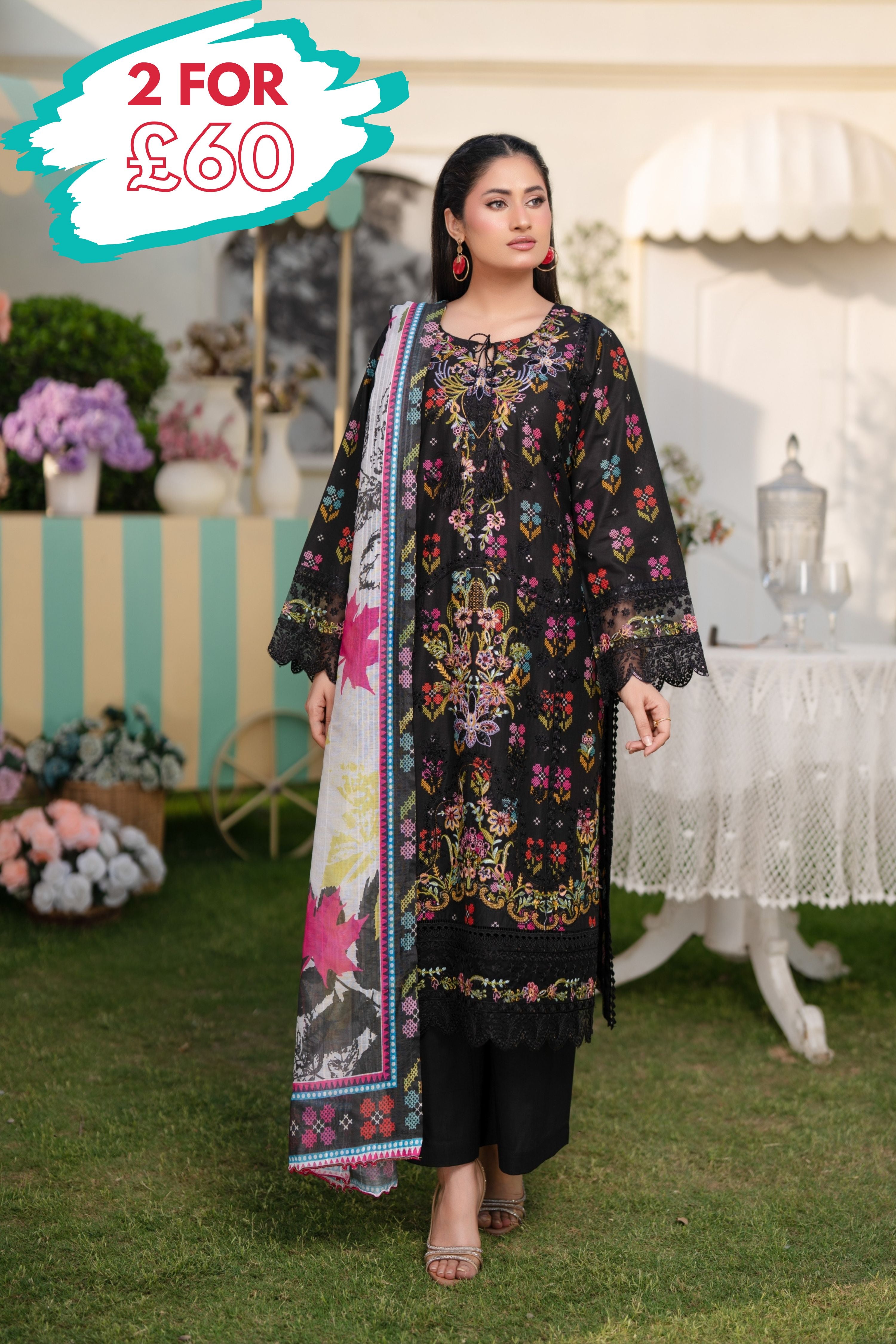 Munira Embroidered Lawn 3 Piece Suit MUN738