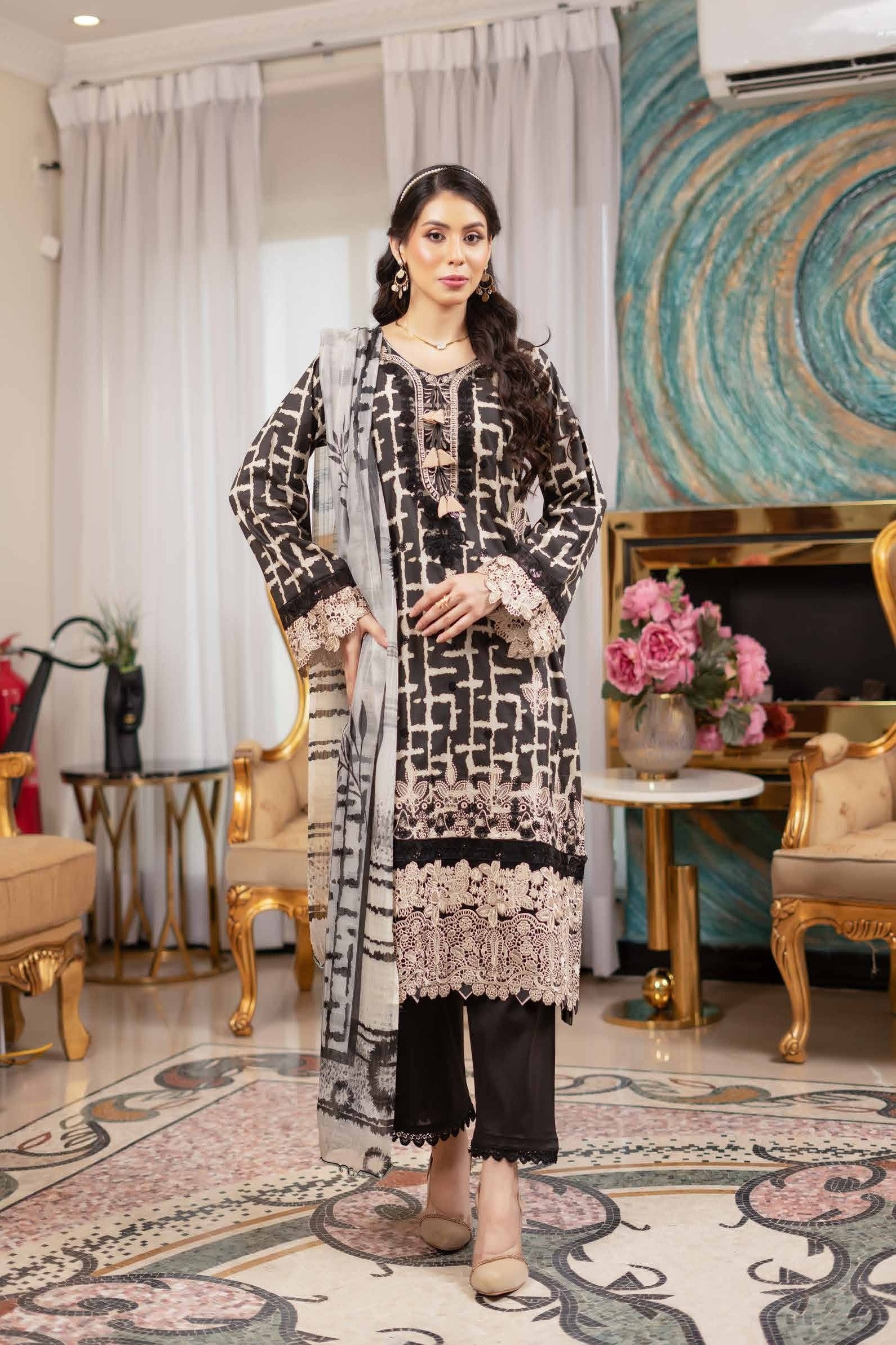Munira Embroidered Lawn 3 Piece Suit MUN670