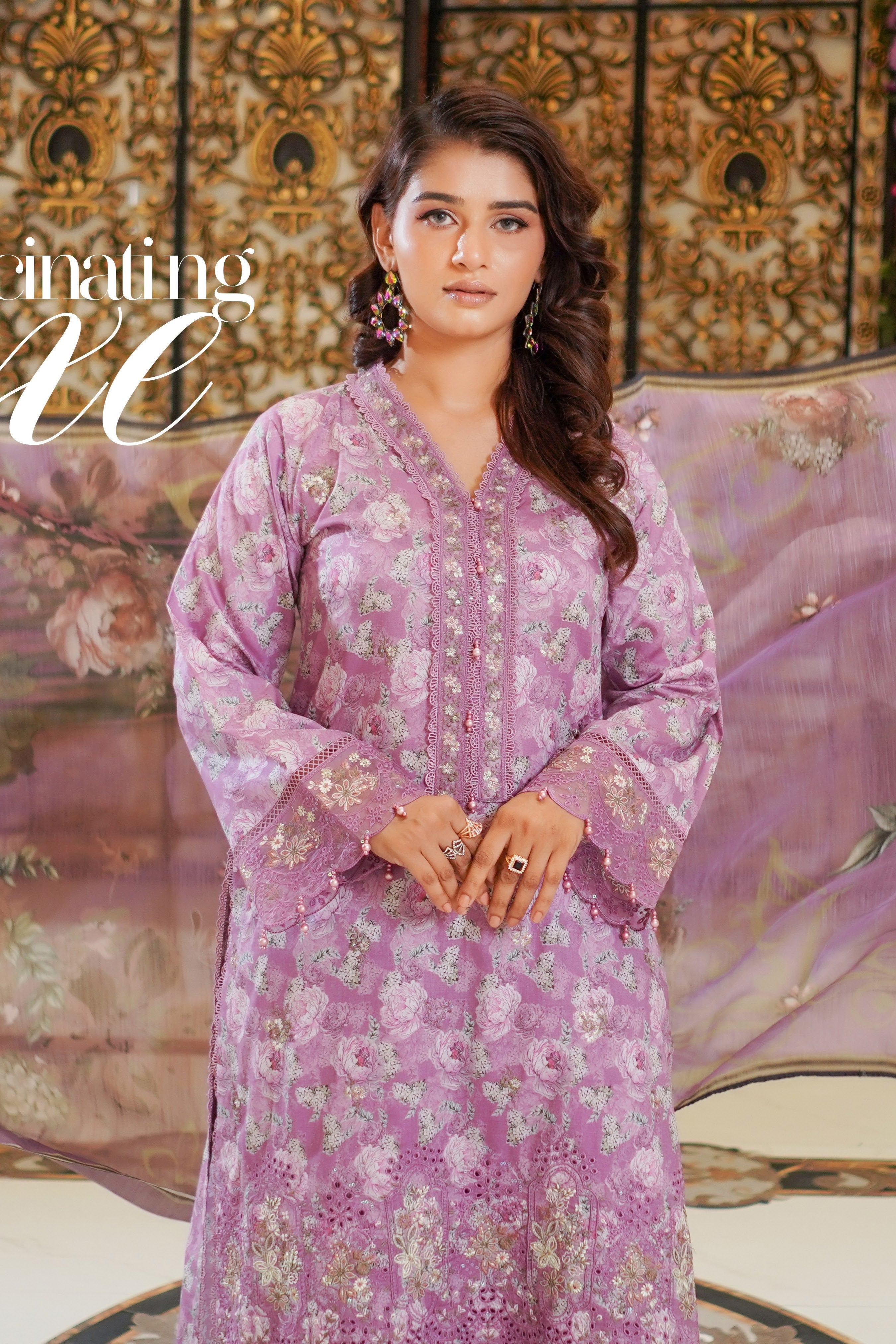 Munira Embroidered Lawn 3 Piece Suit MUN655