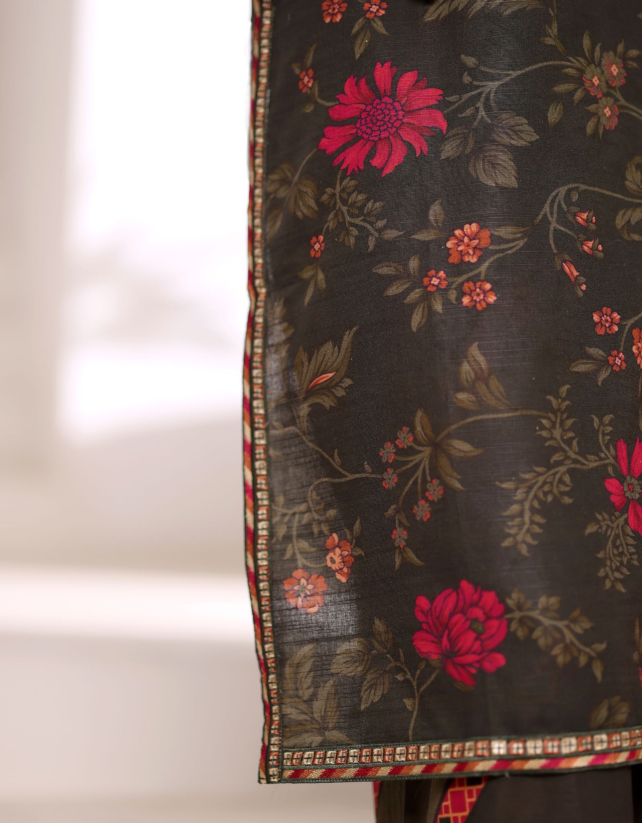 Sada Bahar Khaddar 3 Piece Suit SBA241