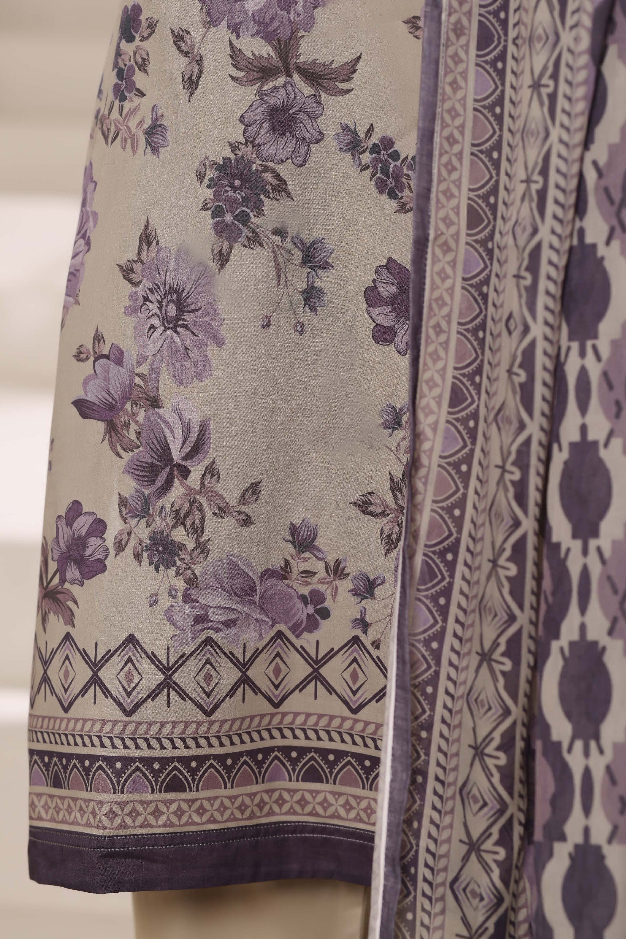Sada Bahar Lawn 3 Piece Suit SBA269