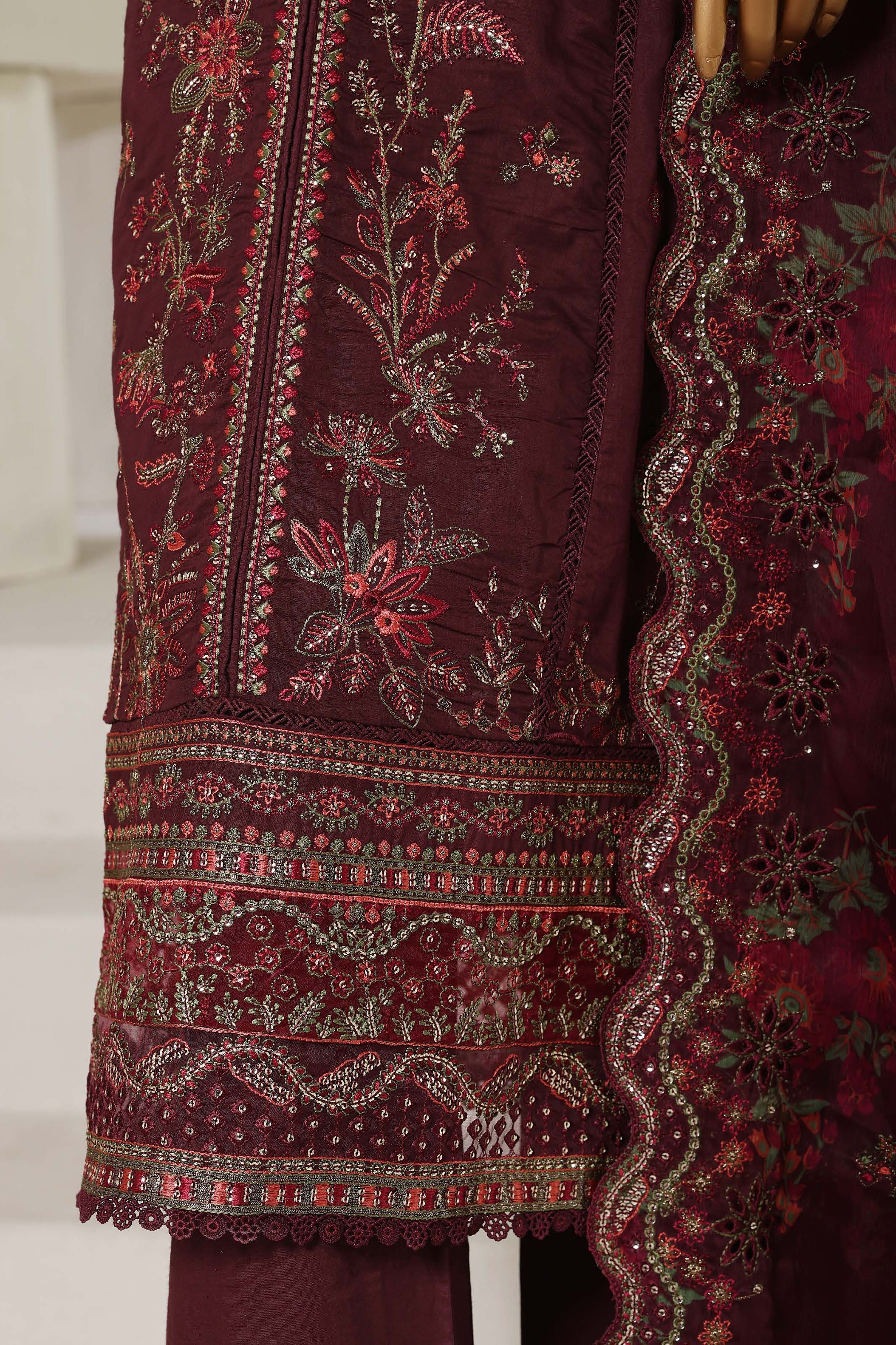 Sada Bahar Luxury Lawn 3 Piece Suit SBA255