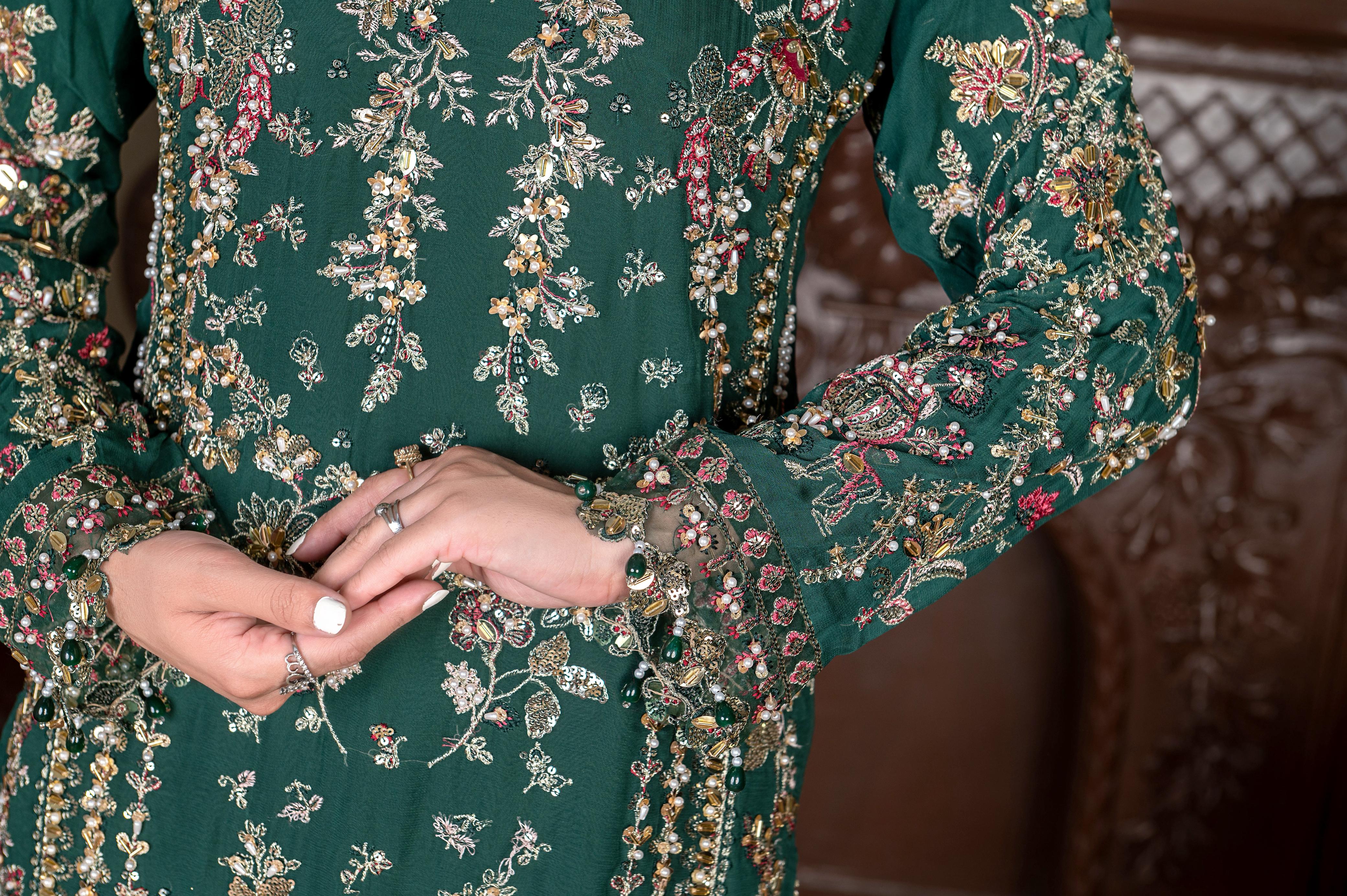 Sajni Embellished Chiffon Wedding Wear SAJ18