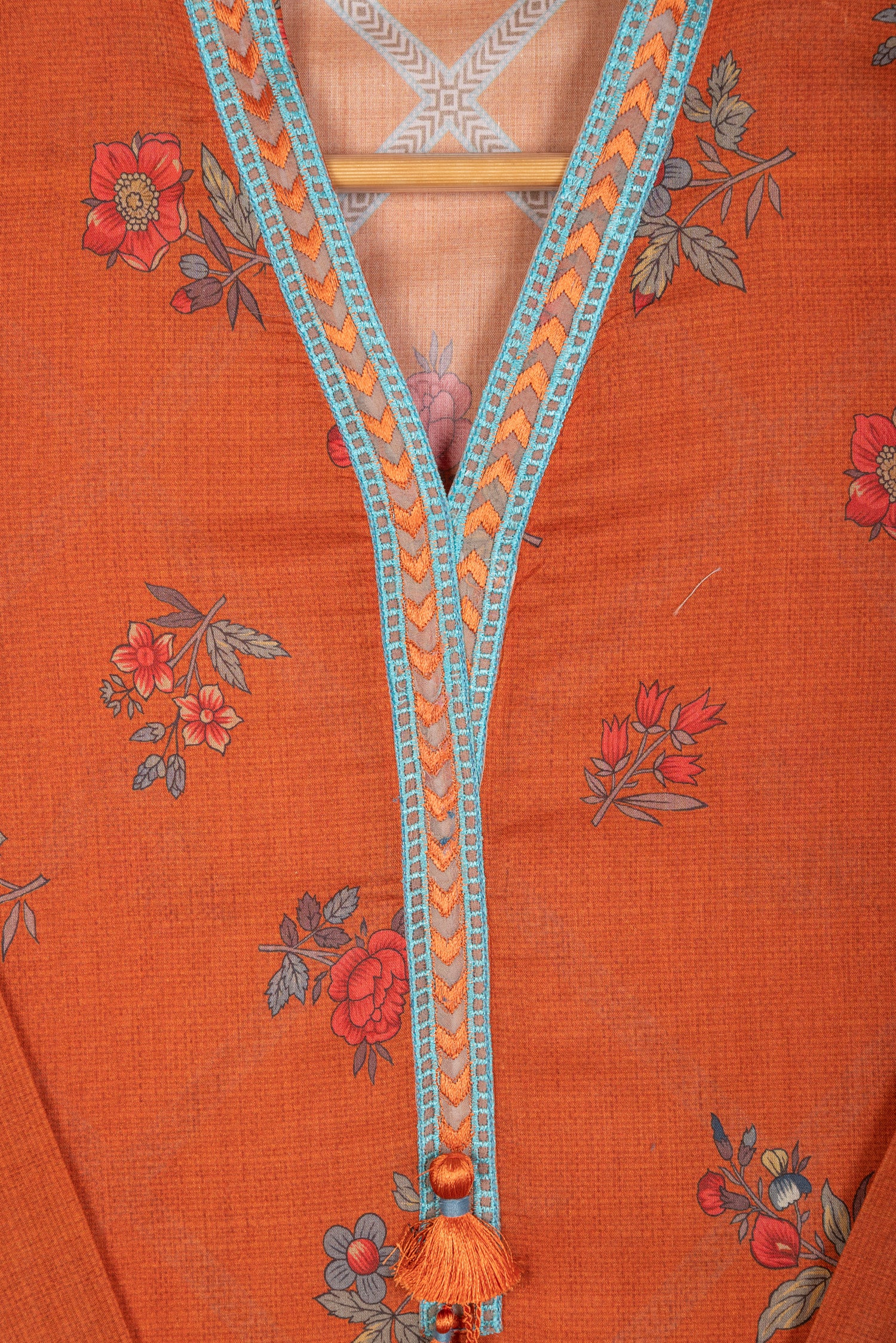 Sana Safinaz Mahay 20A 3 Piece Lawn Shalwar Kameez SAN284
