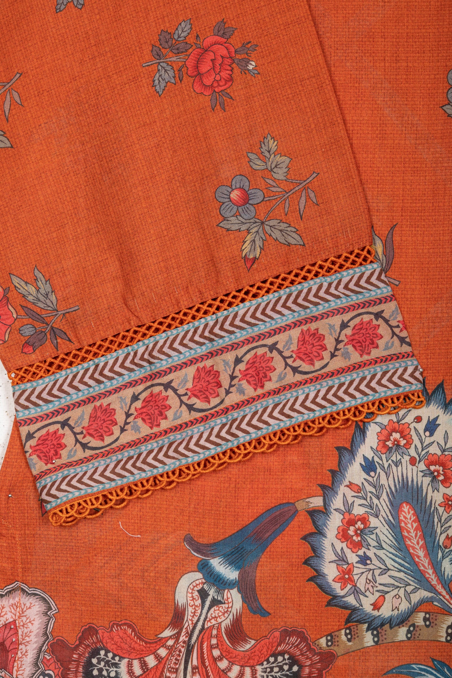 Sana Safinaz Mahay 20A 3 Piece Lawn Shalwar Kameez SAN284