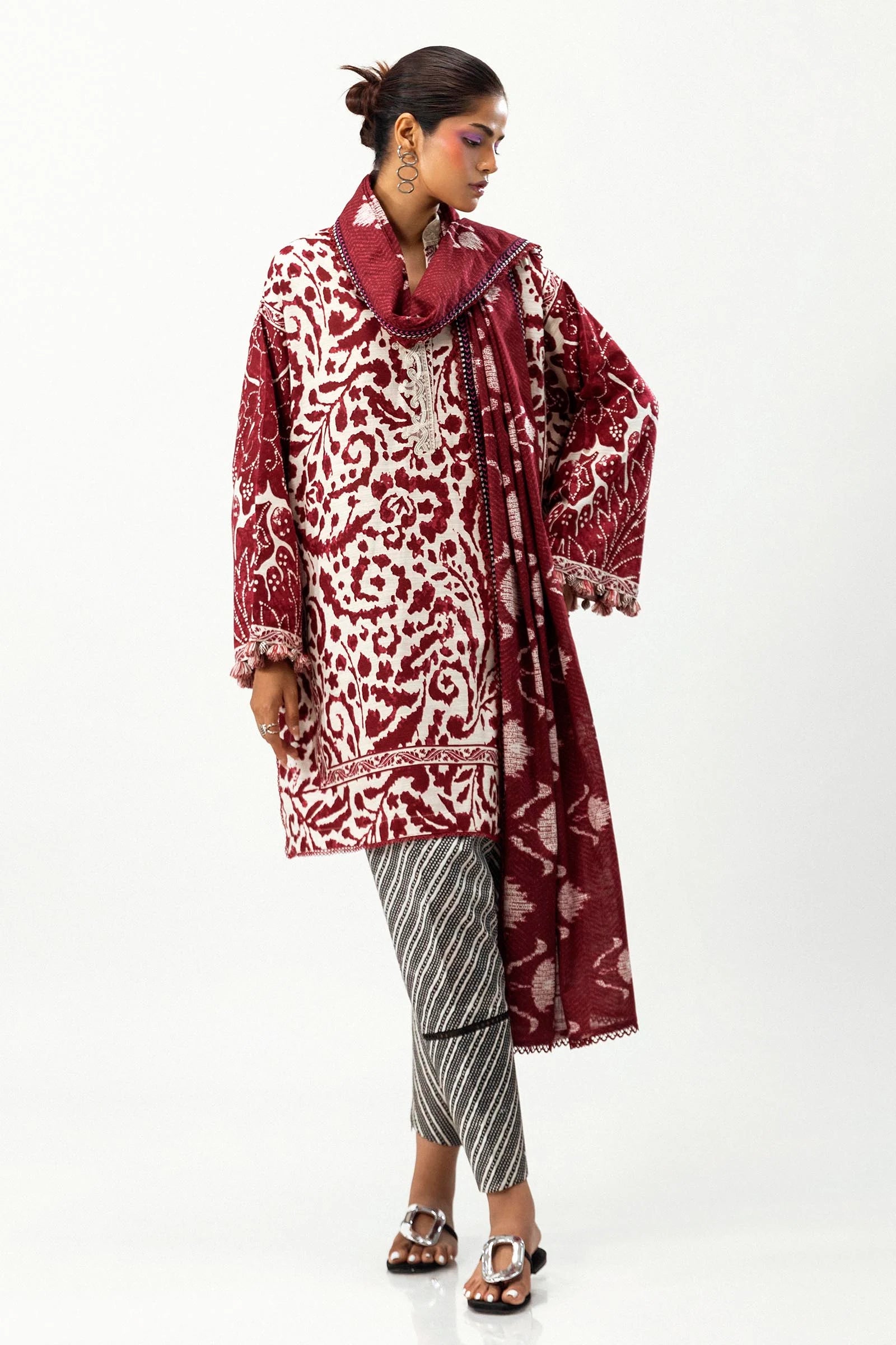 Sana Safinaz Mahay 18A Khaddar 3 Piece Suit SAN314