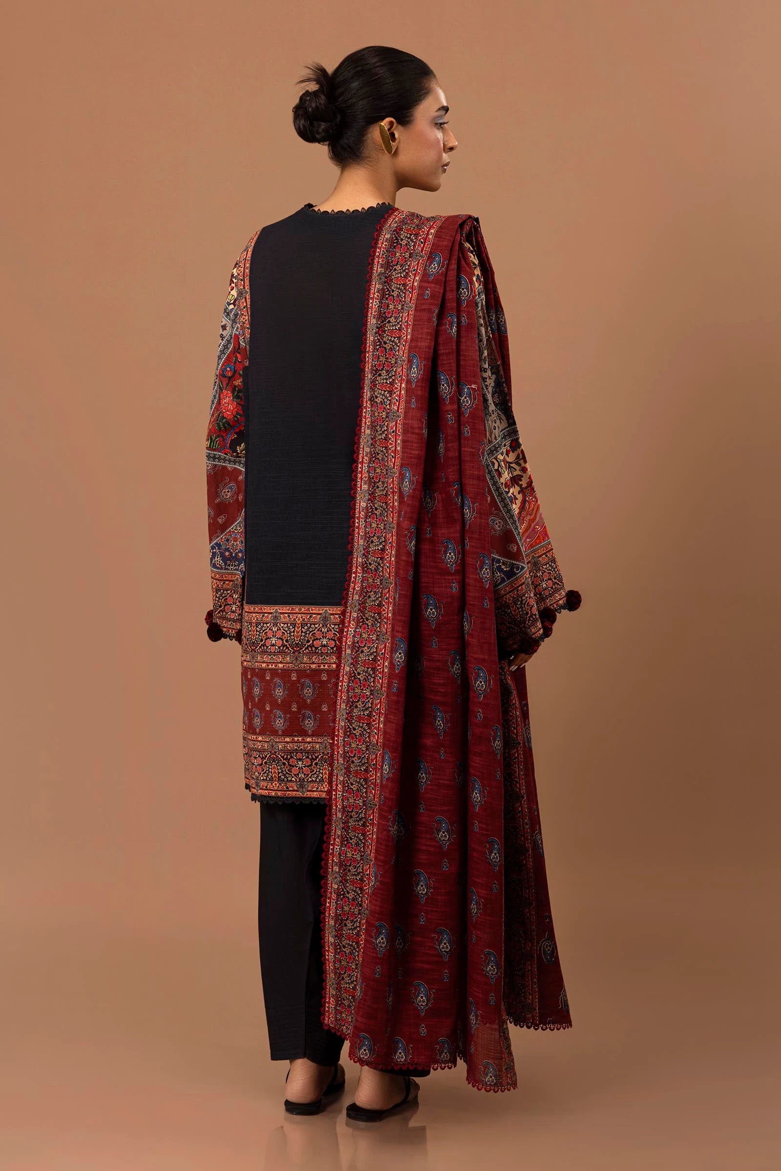 Sana Safinaz Mahay 19A Khaddar 3 Piece Shalwar Kameez SAN316
