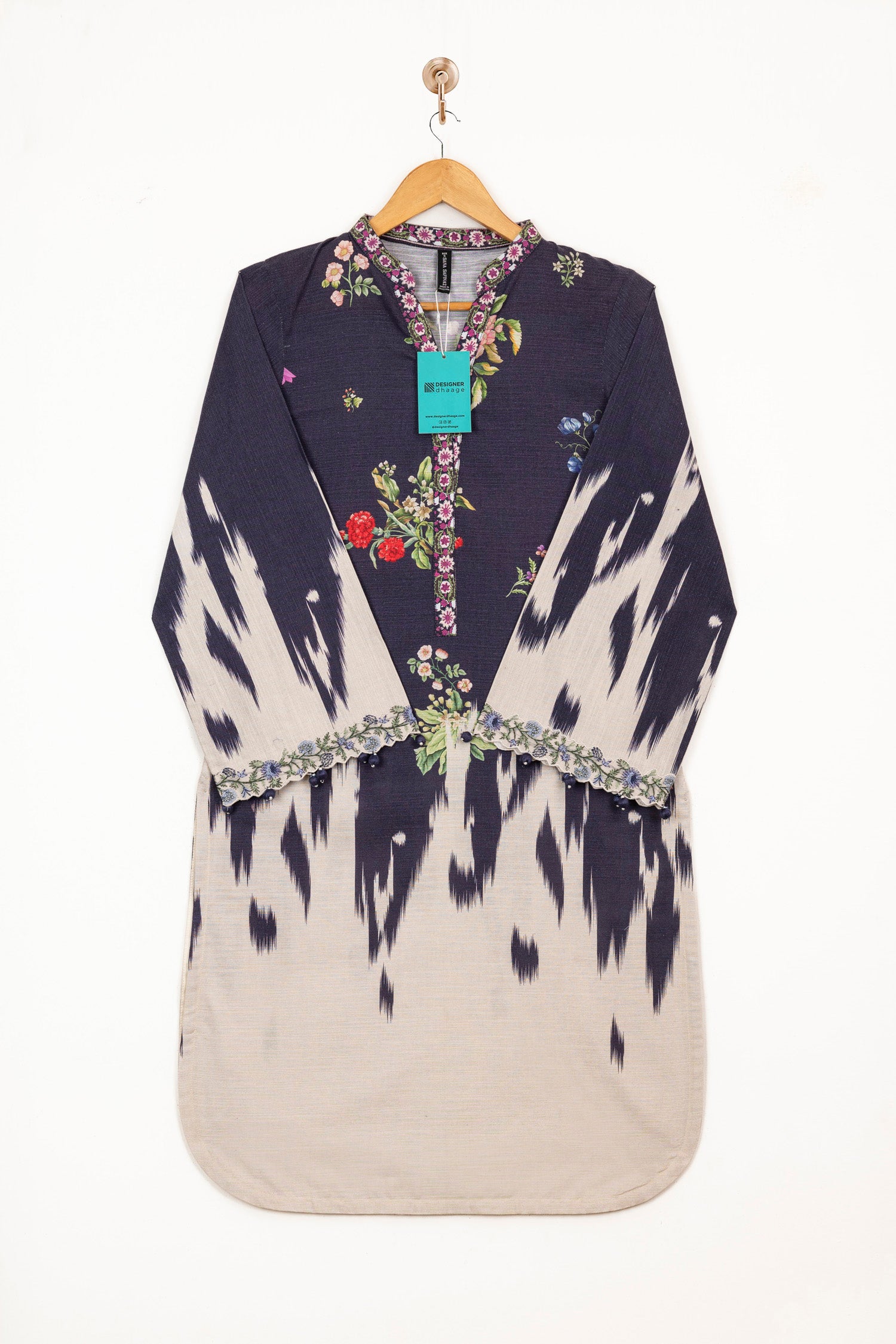 Sana Safinaz Mahay 21B Khaddar 3 Piece Suit SAN319