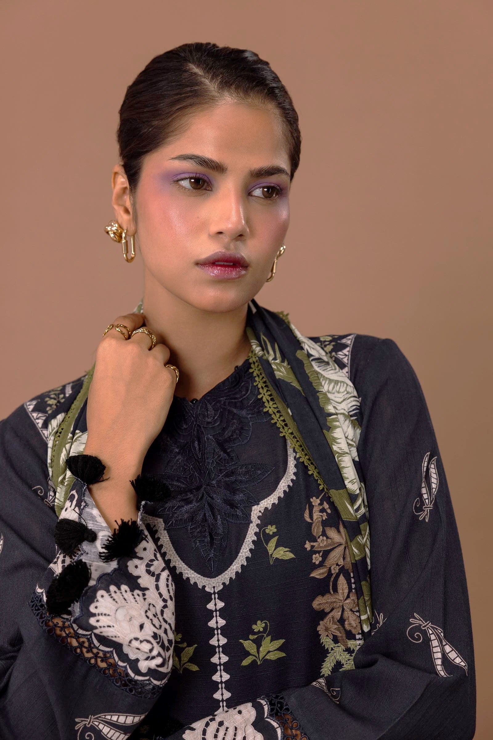 Sana Safinaz Mahay 6A Khaddar 3 Piece Suit SAN303