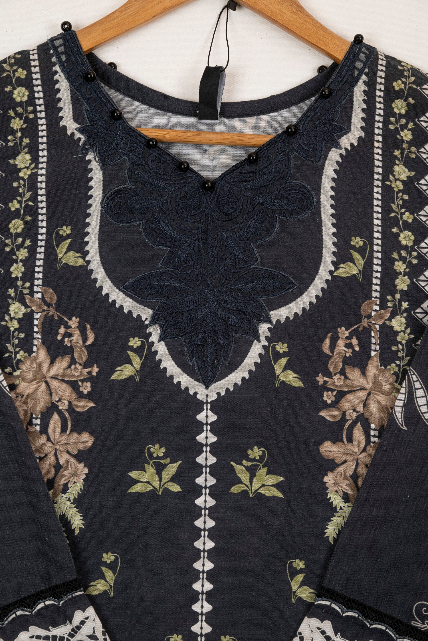 Sana Safinaz Mahay 6A Khaddar 3 Piece Suit SAN303