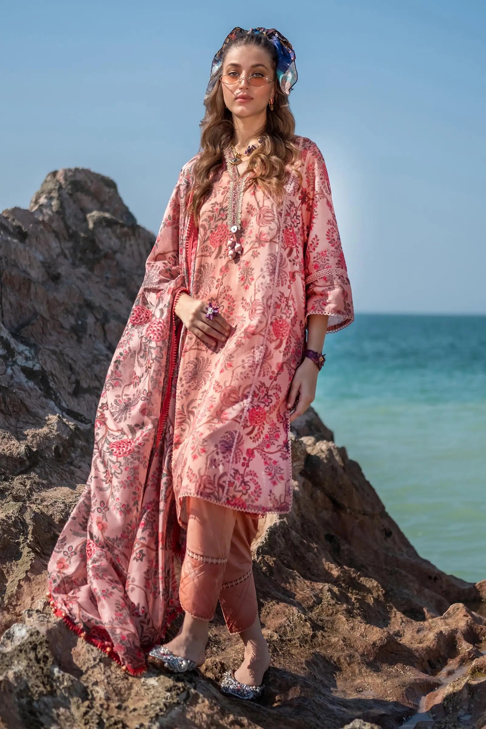 Sana Safinaz Mahay 16B 3 Piece Lawn Suit SAN285