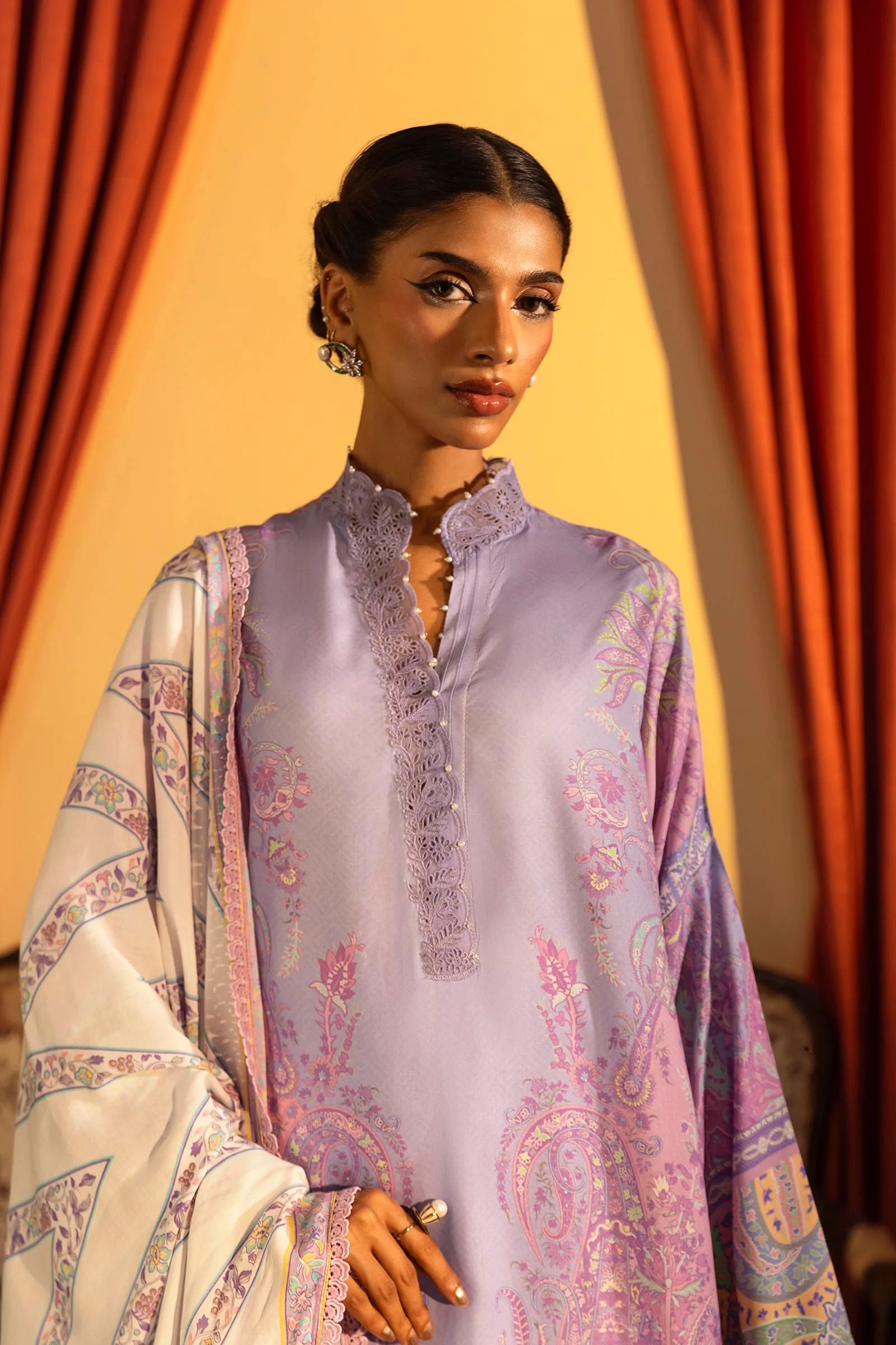 Sana Safinaz Muzlin 16B Linen 3 Piece Suit SAN330