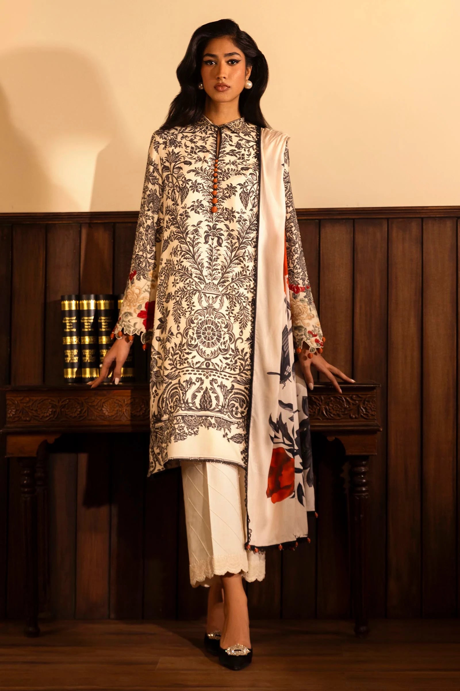 Sana Safinaz Muzlin 19A Linen 3 Piece Suit SAN332