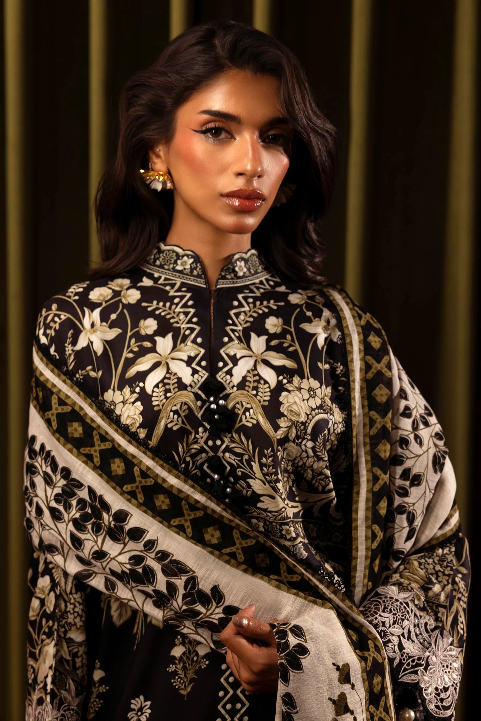 Sana Safinaz Muzlin 20B Linen 3 Piece Suit SAN333