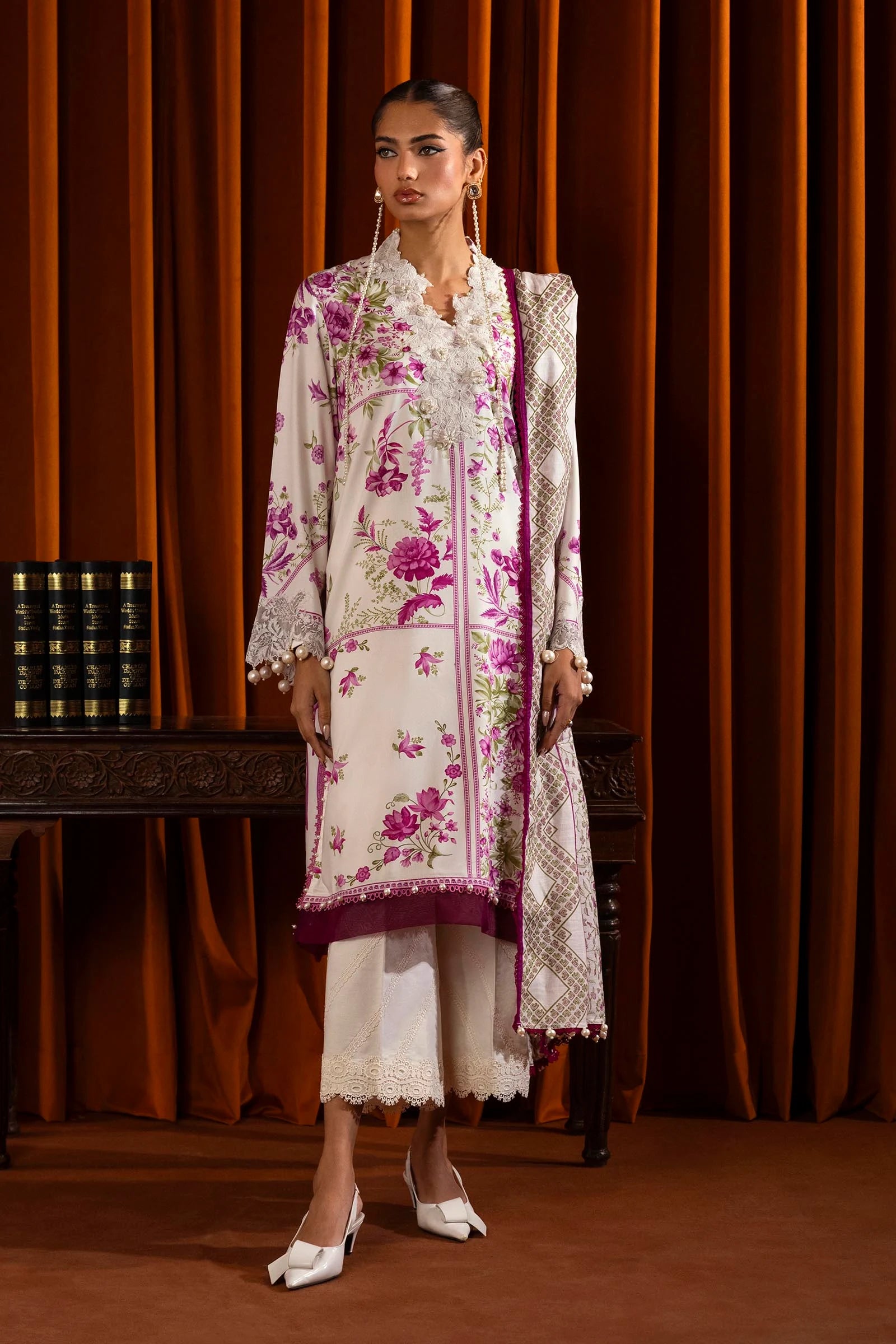 Sana Safinaz Muzlin 24A Linen 3 Piece Suit SAN335