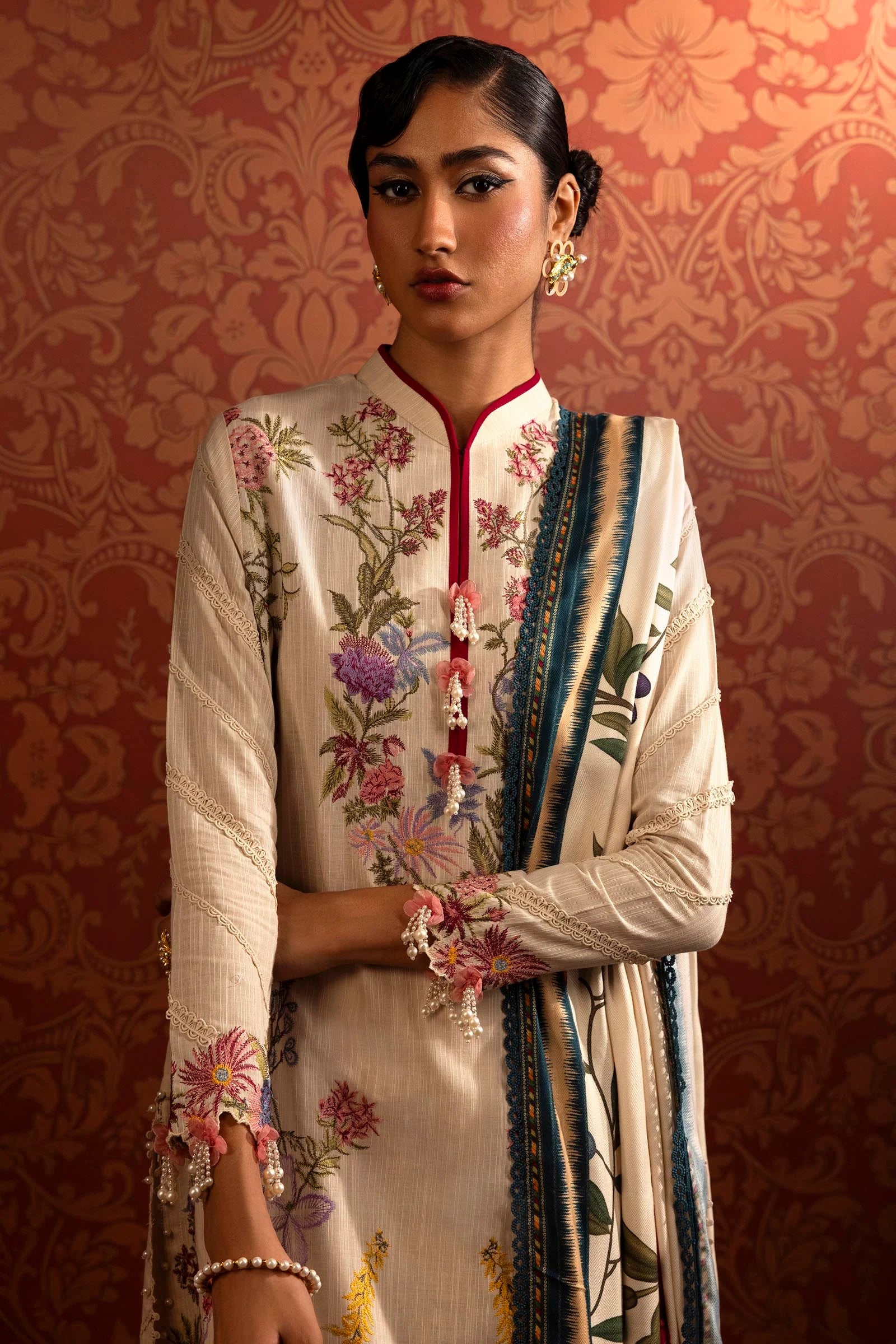 Sana Safinaz Muzlin 2A Embroidered Khaddar 3 Piece Suit SAN321