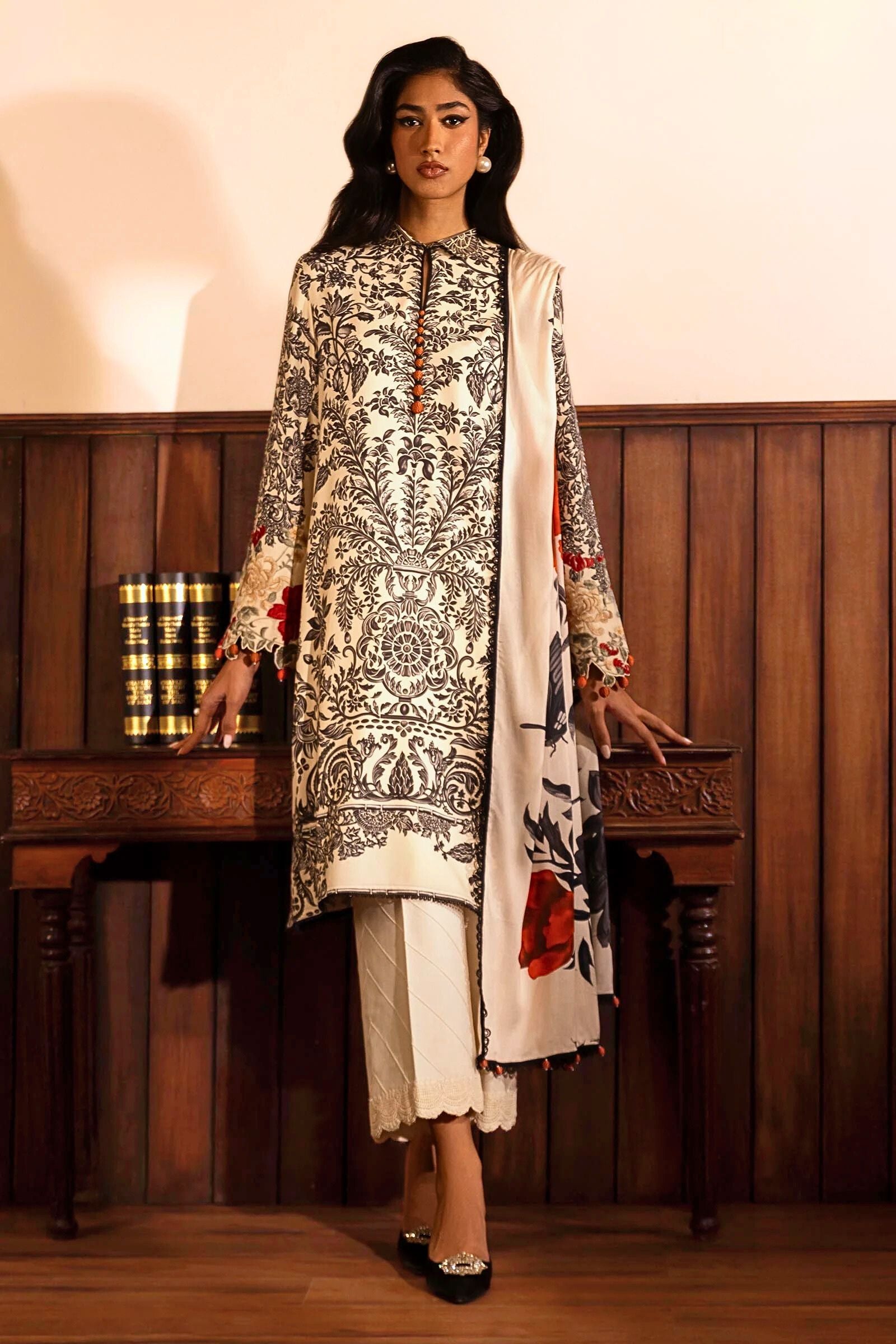 Sana Safinaz Muzlin 19A Linen 3 Piece Suit SAN332