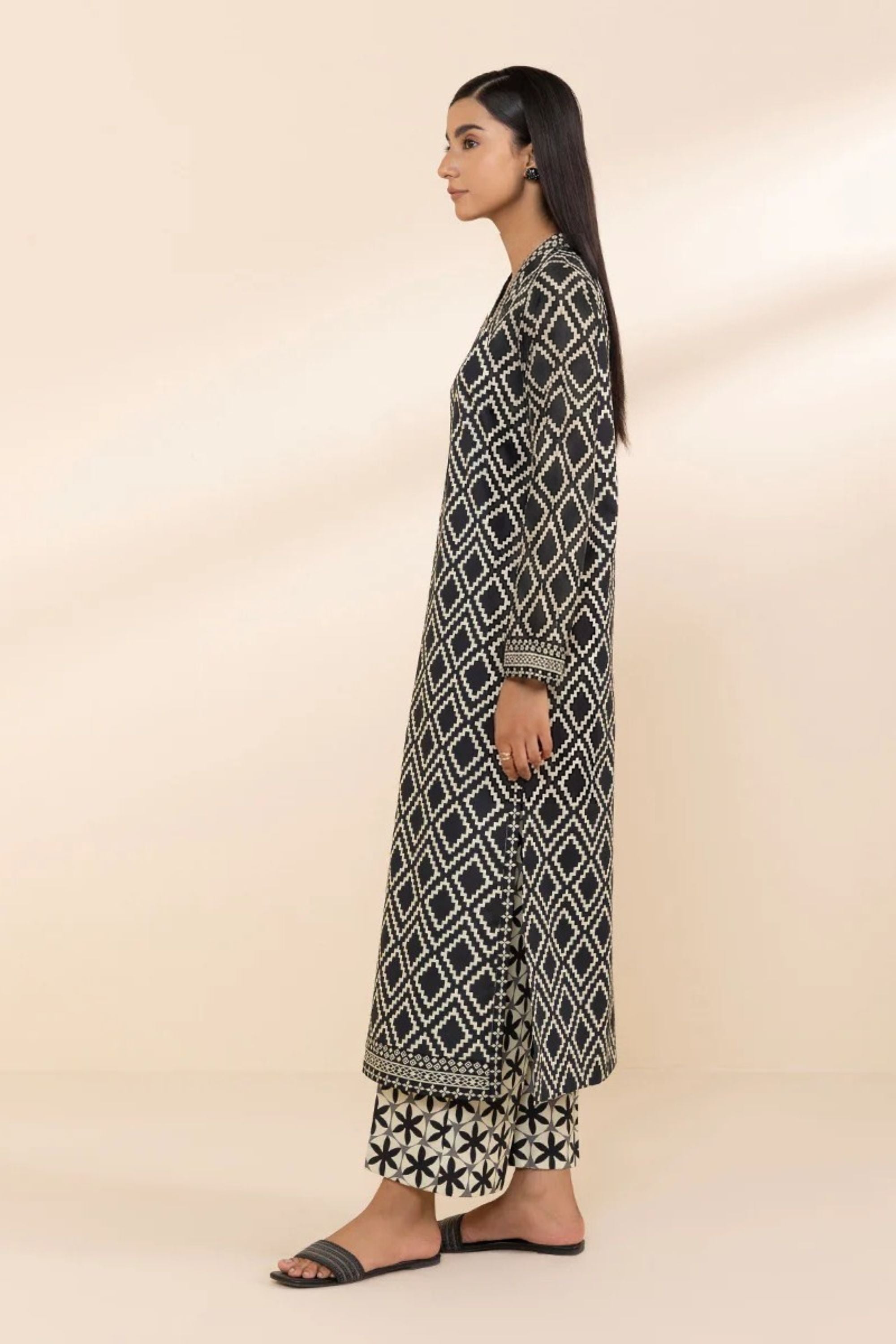 Sapphire Lawn 2 Piece Suit SAP231