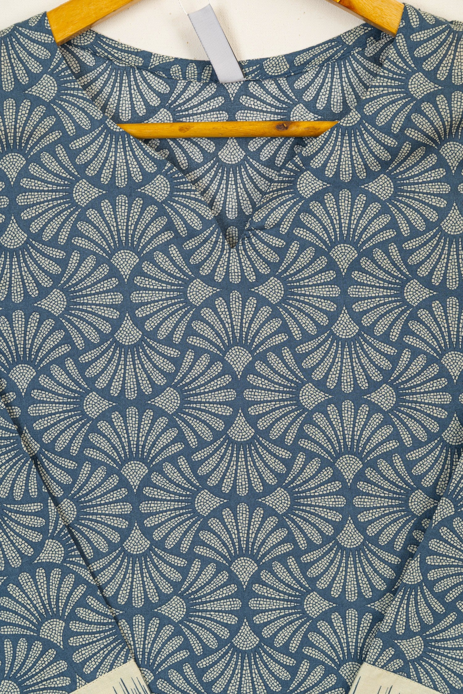 Sapphire Lawn 3 Piece Suit SAP244