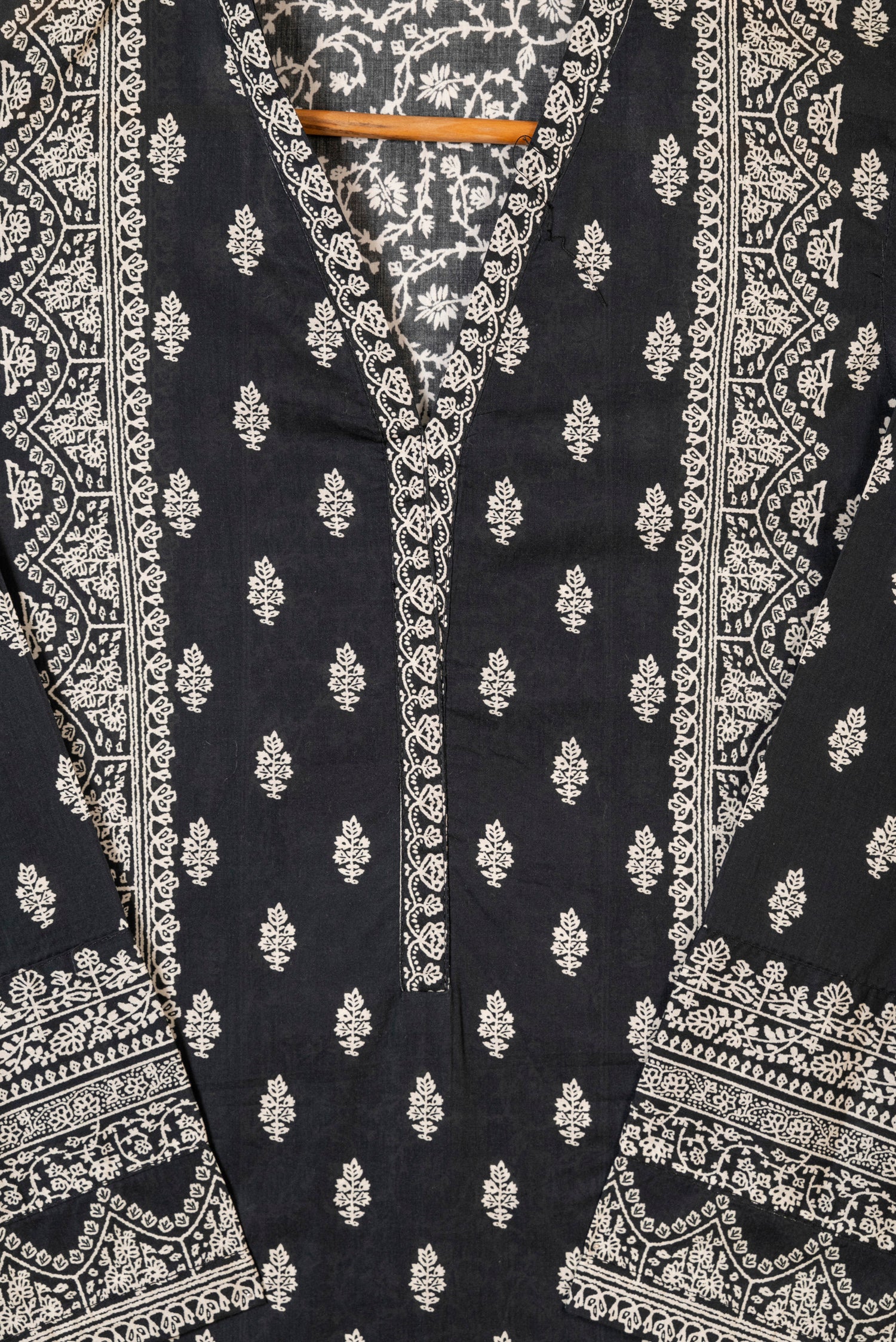 Sapphire Lawn 3 Piece Suit SAP225
