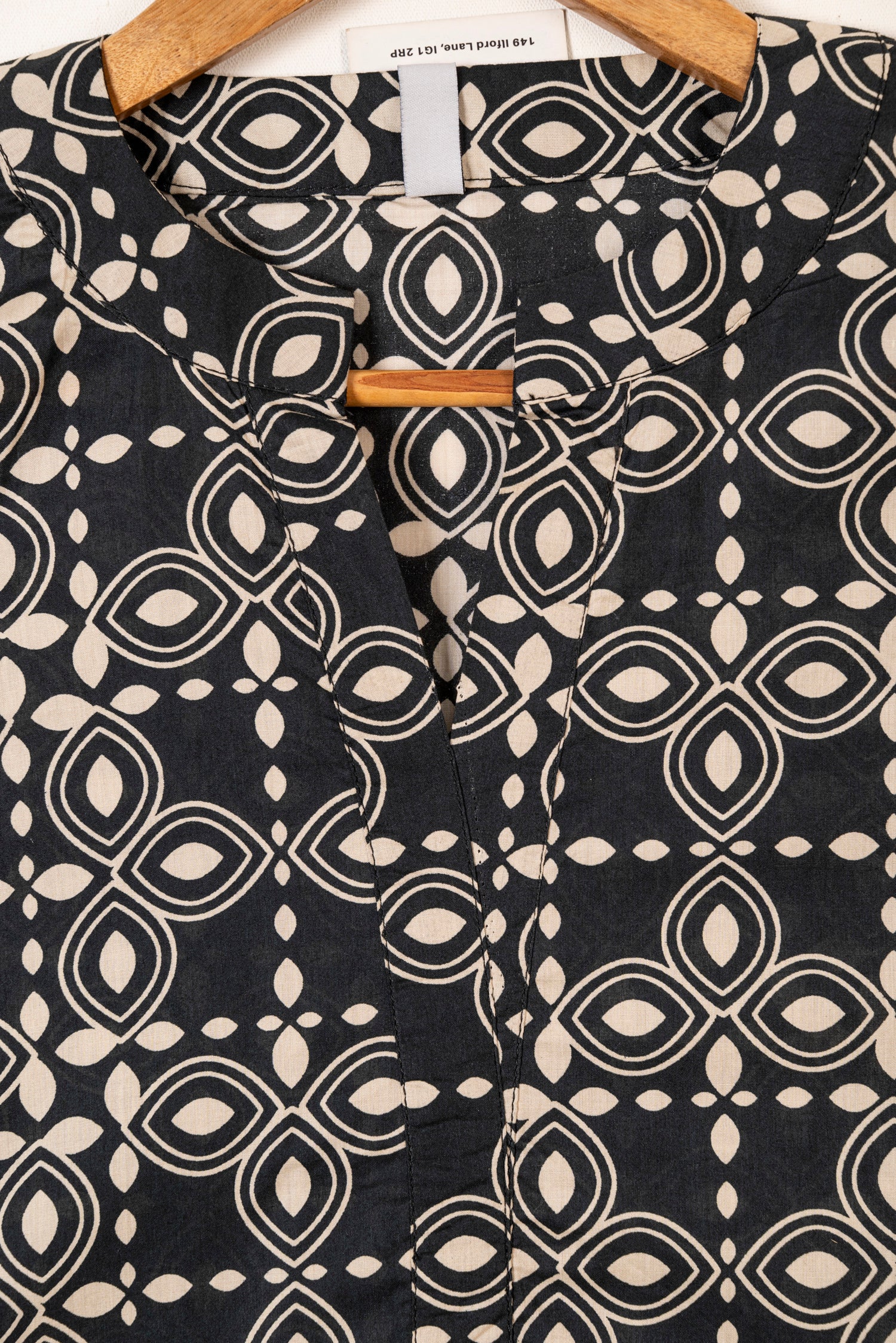 Sapphire Lawn 2 Piece Suit SAP233