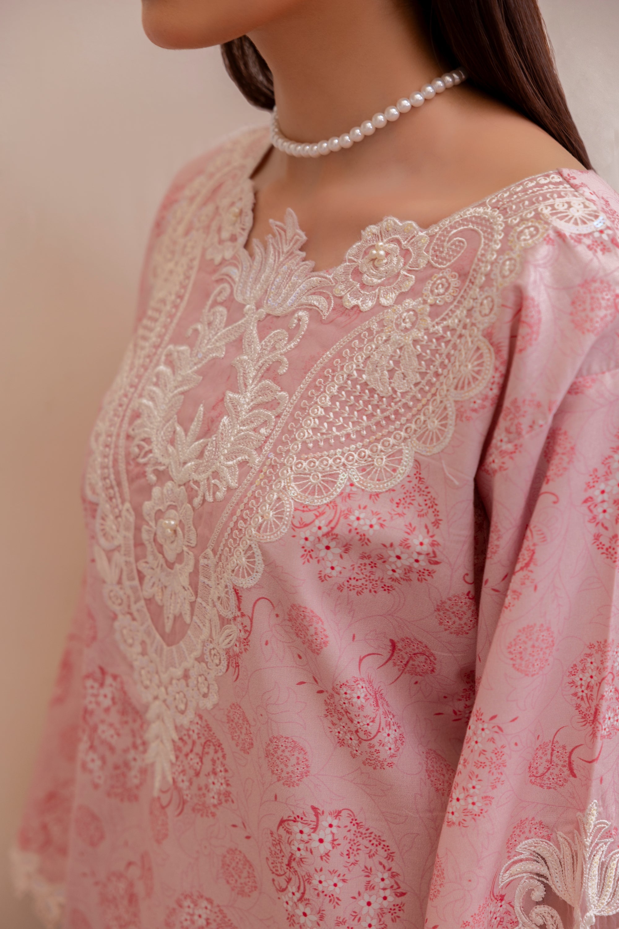 Simrans Embroidered Lawn 3 Piece Suit SIM210