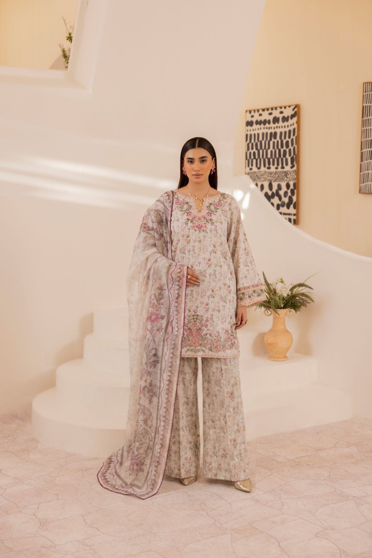 Simrans Embroidered Lawn 3 Piece Suit SIM208
