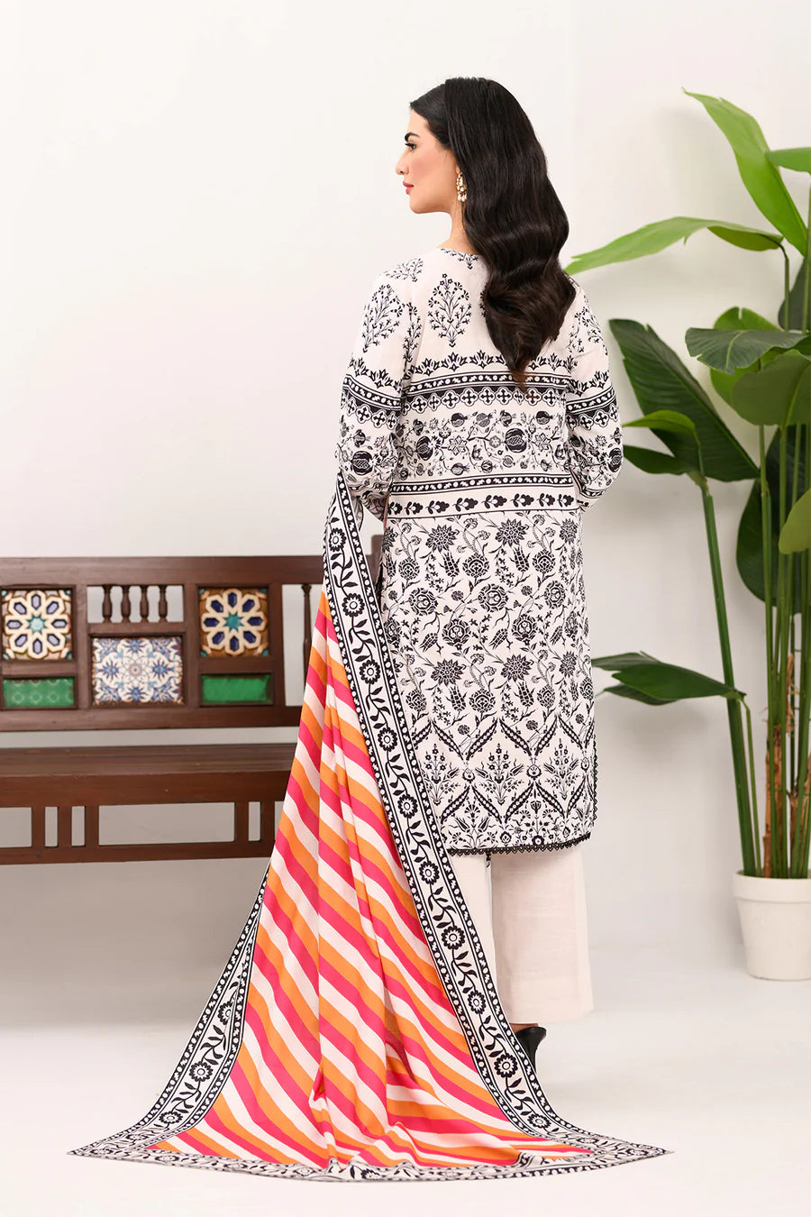 So Kamal Khaddar 3 Piece Suit SKA74