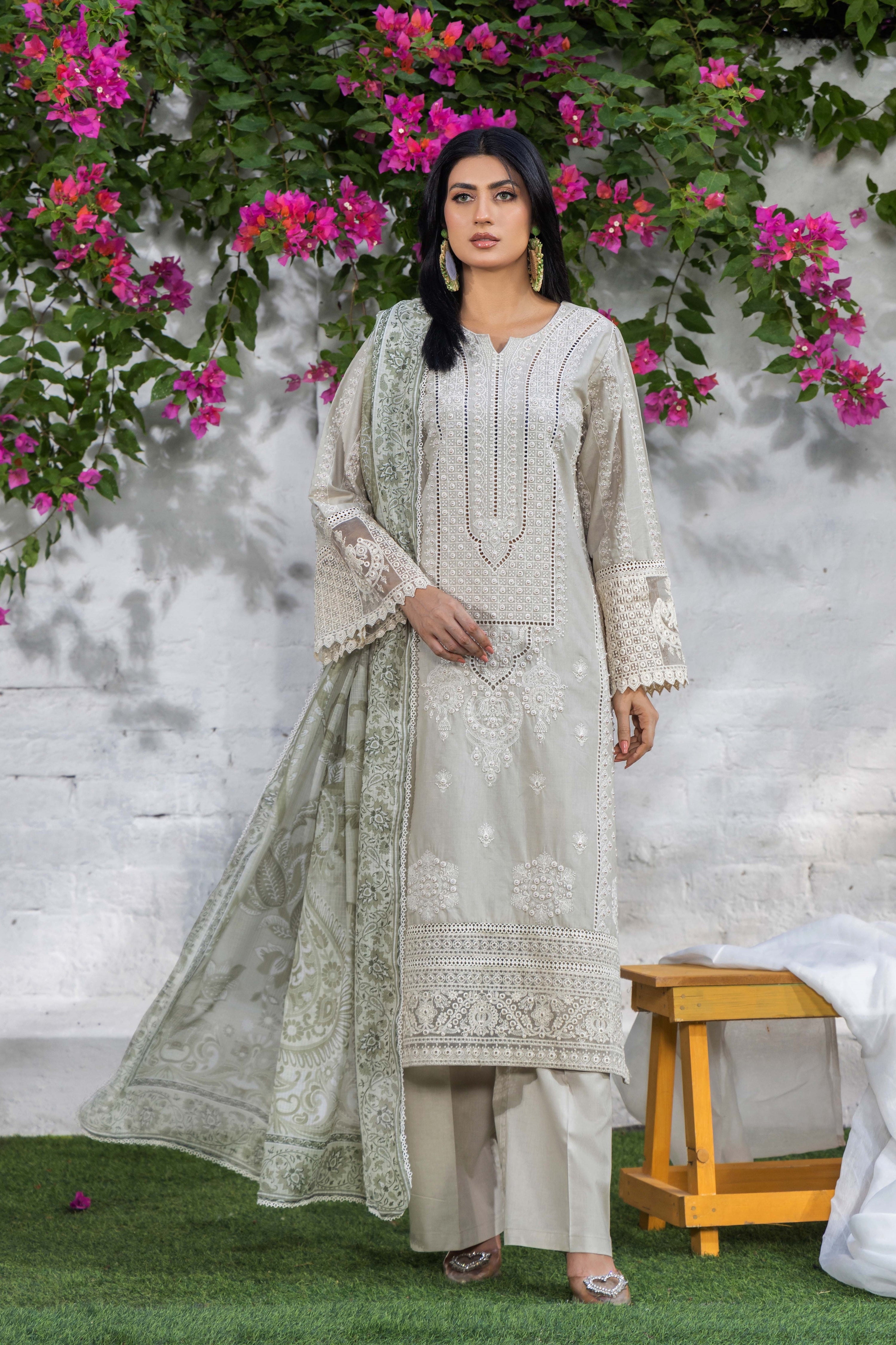 Traditional Thread Embroidered Cambric 3 Piece Pakistani Eid Suit TRA13