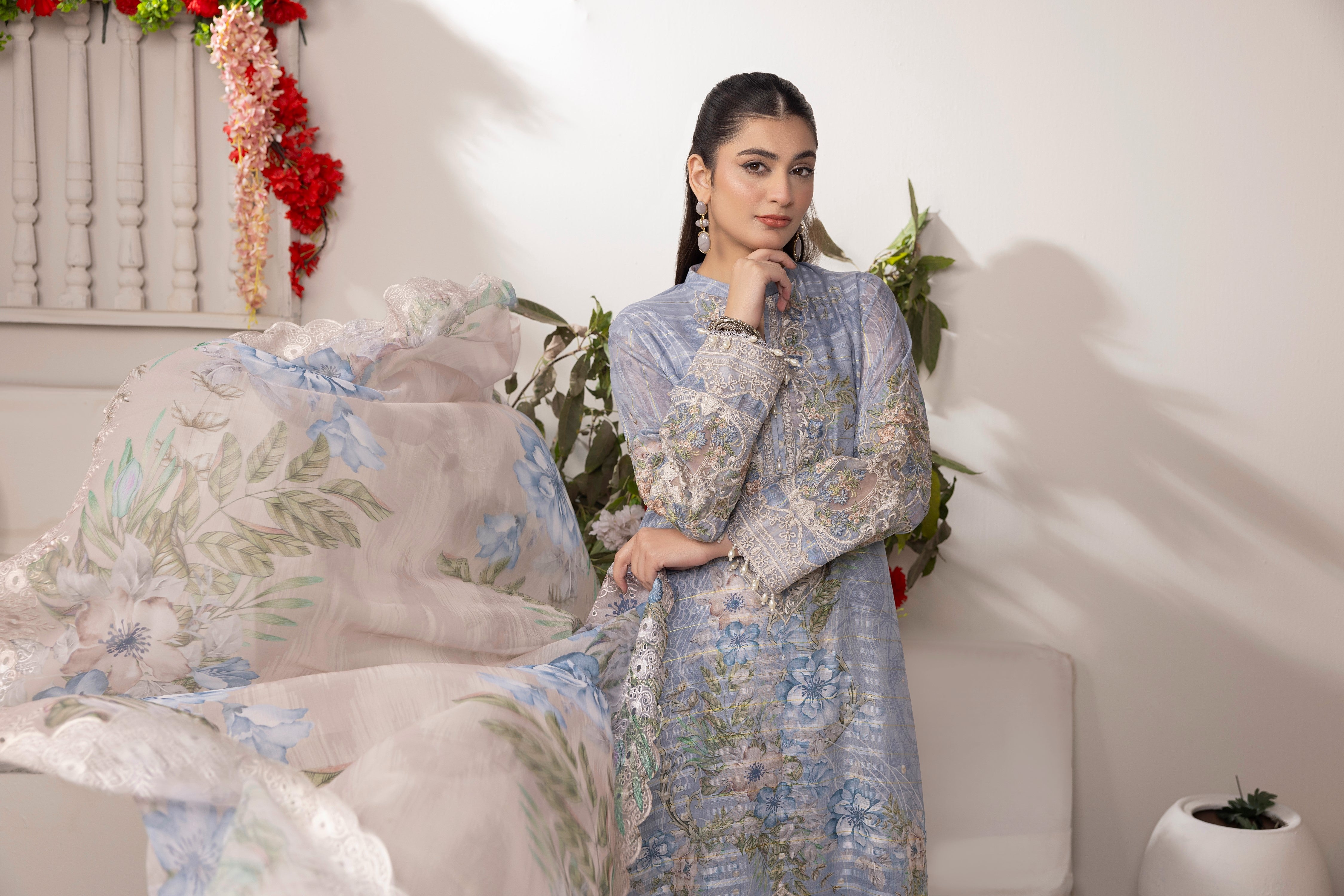 Traditional Thread Lawn Jacquard 3 Piece Suit TRA05