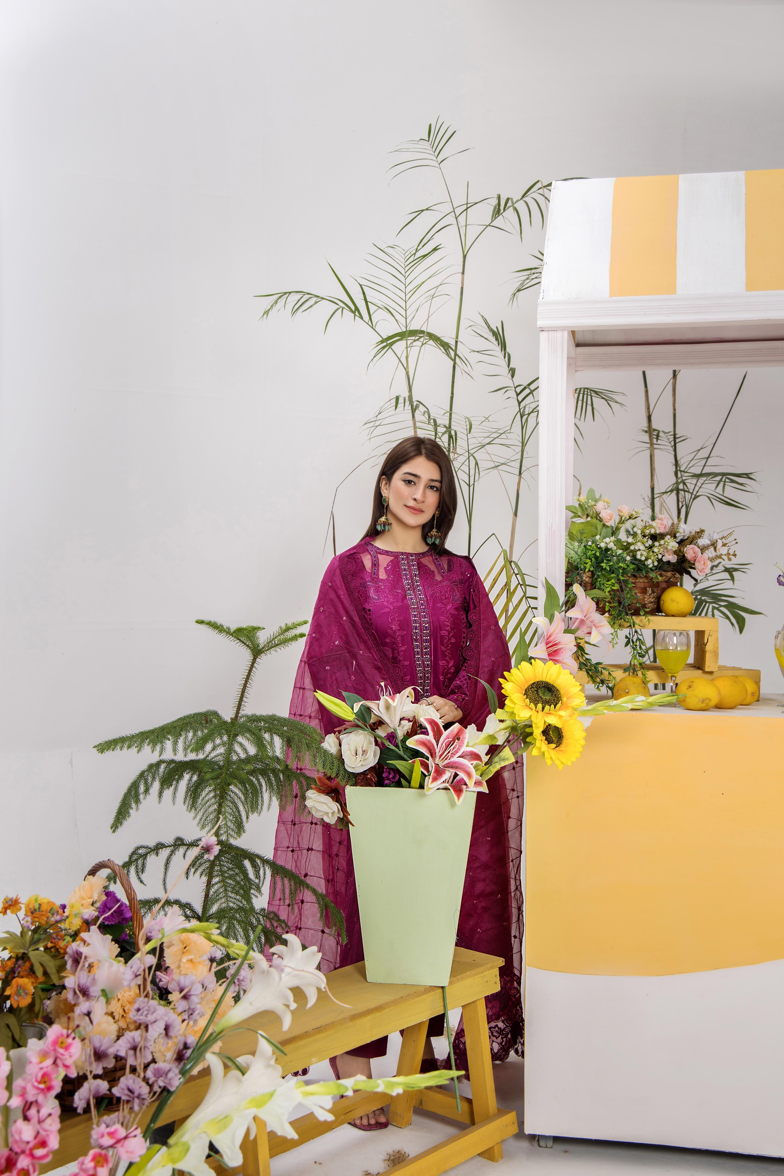 Traditional Thread Embroidered Luxury Lawn 3 Piece Suit TRA16