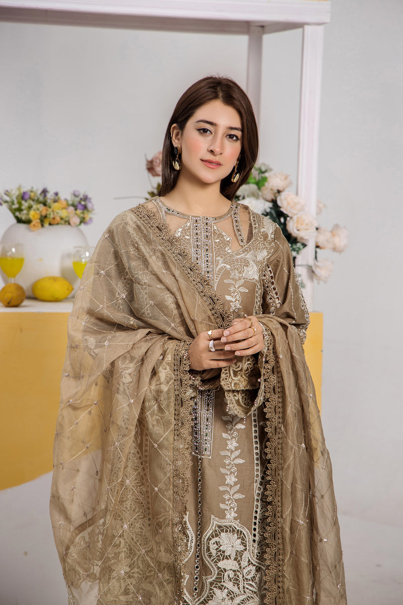 Traditional Thread Embroidered Luxury Lawn 3 Piece Pakistani Eid Suit TRA20