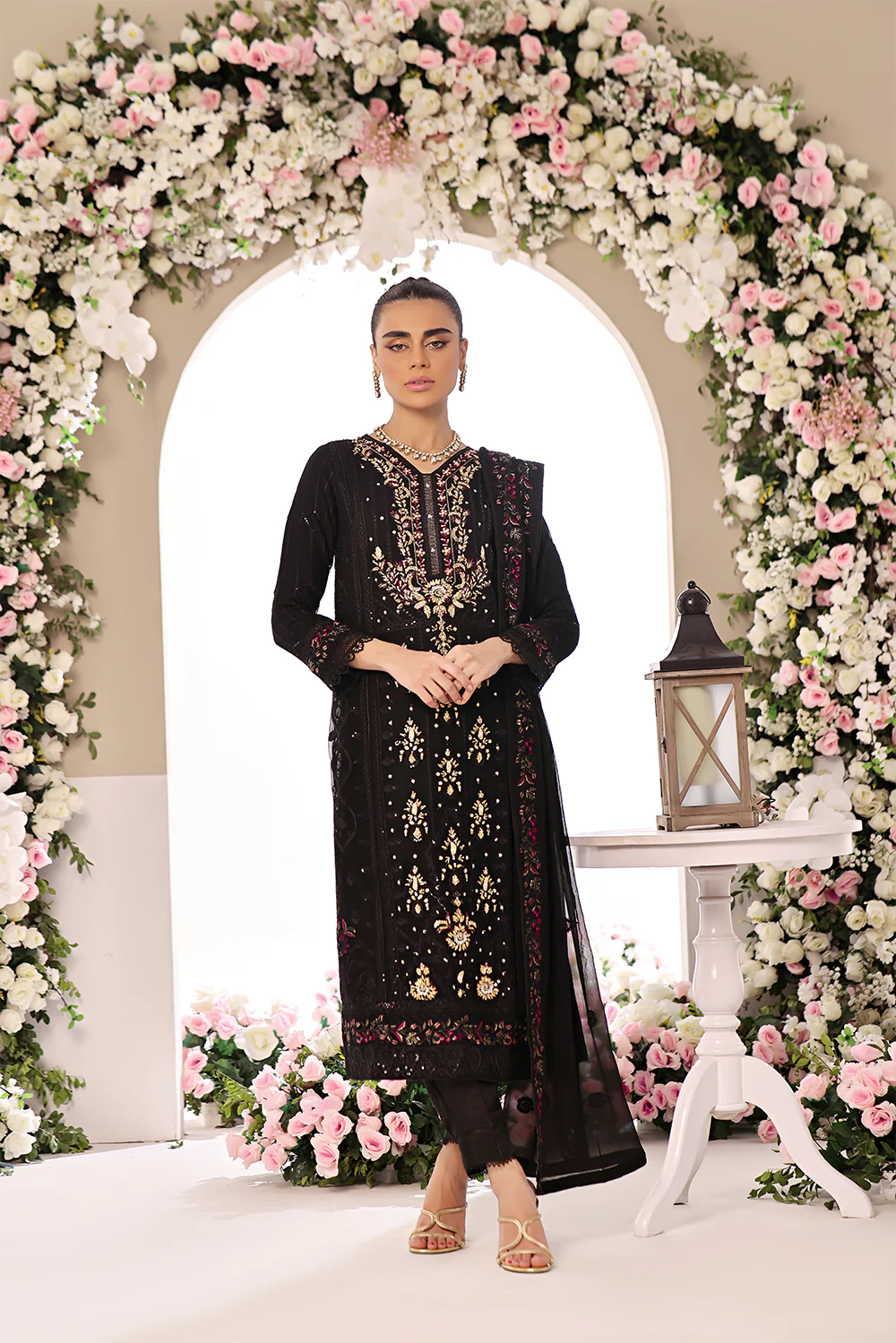 Wadah Uzair Embellished Chiffon Wedding Wear Elara WAR41