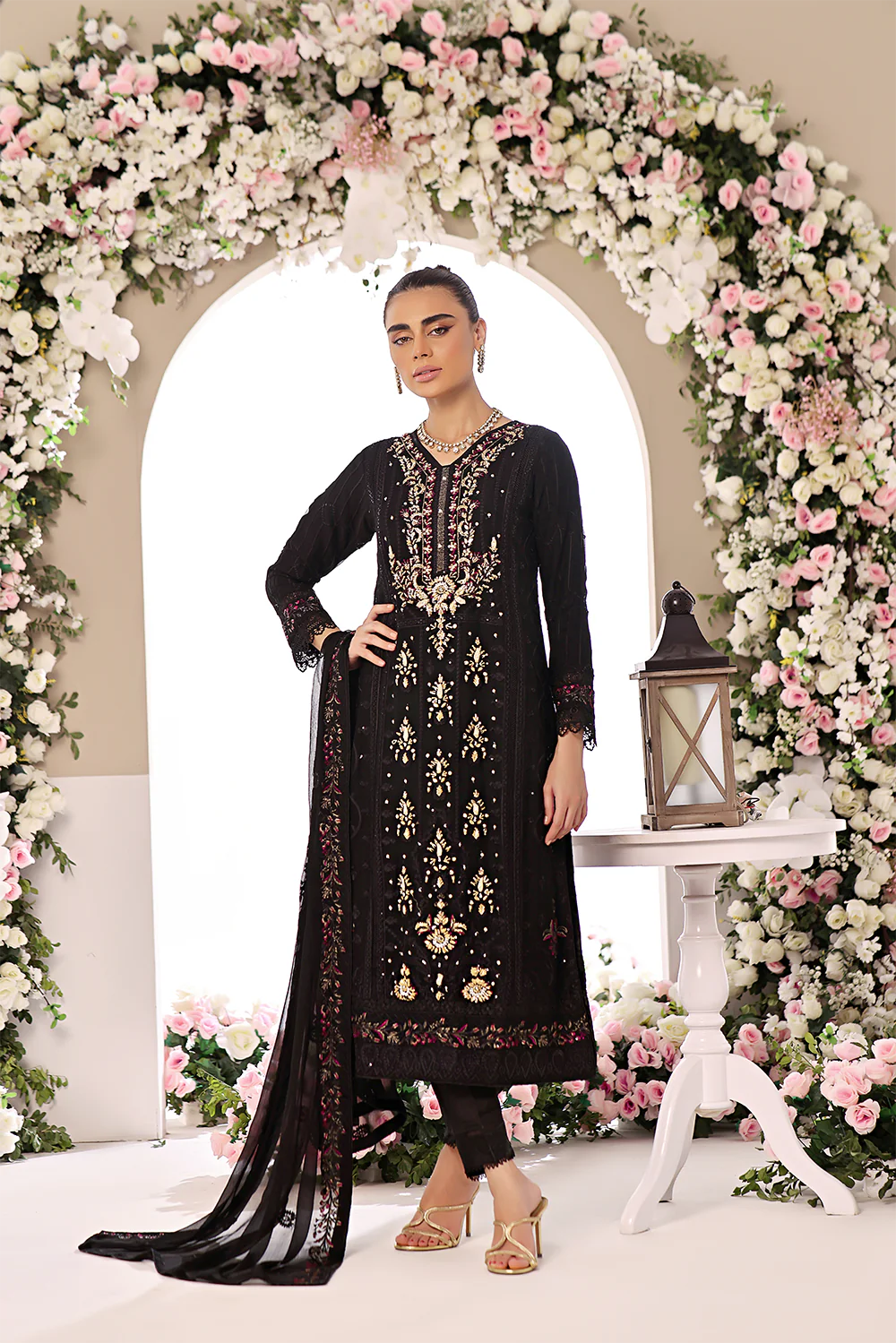 Wadah Uzair Embellished Chiffon Wedding Wear Elara WAR41