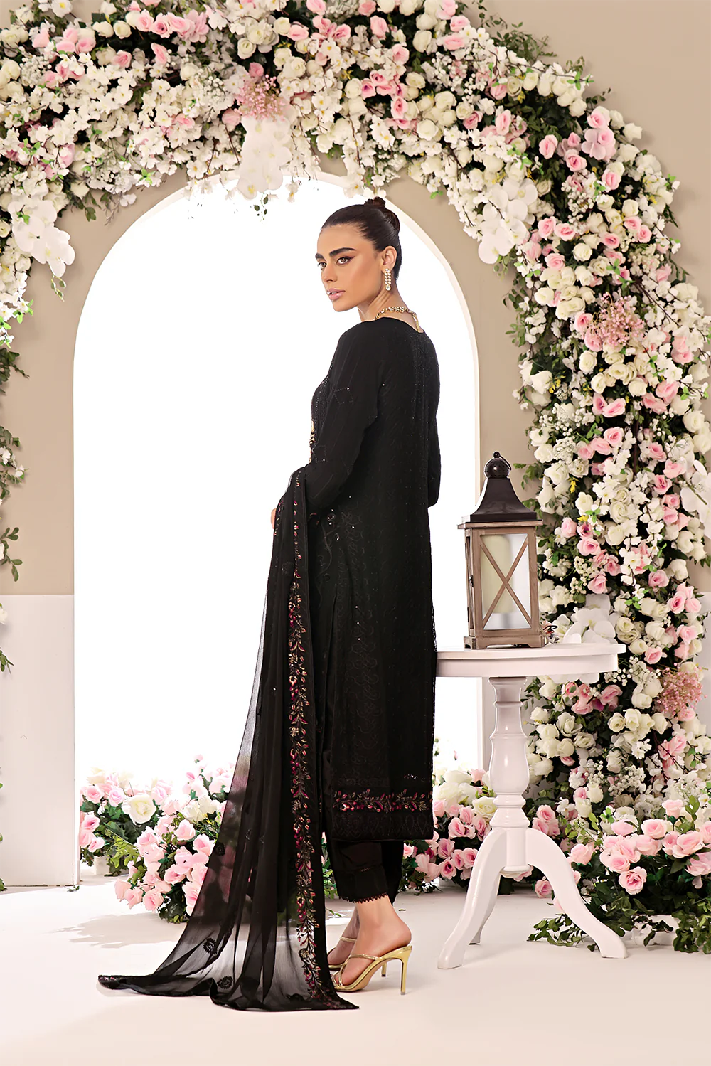 Wadah Uzair Embellished Chiffon Wedding Wear Elara WAR41