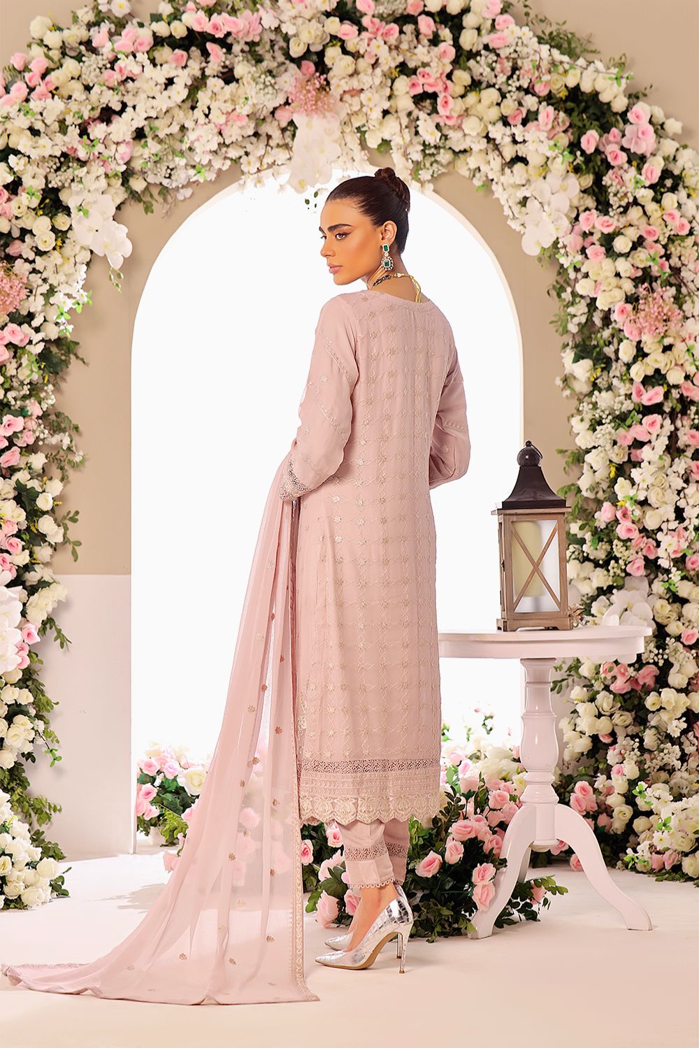 Wardah Uzair Embellished Chiffon Suit Cascade WAR40