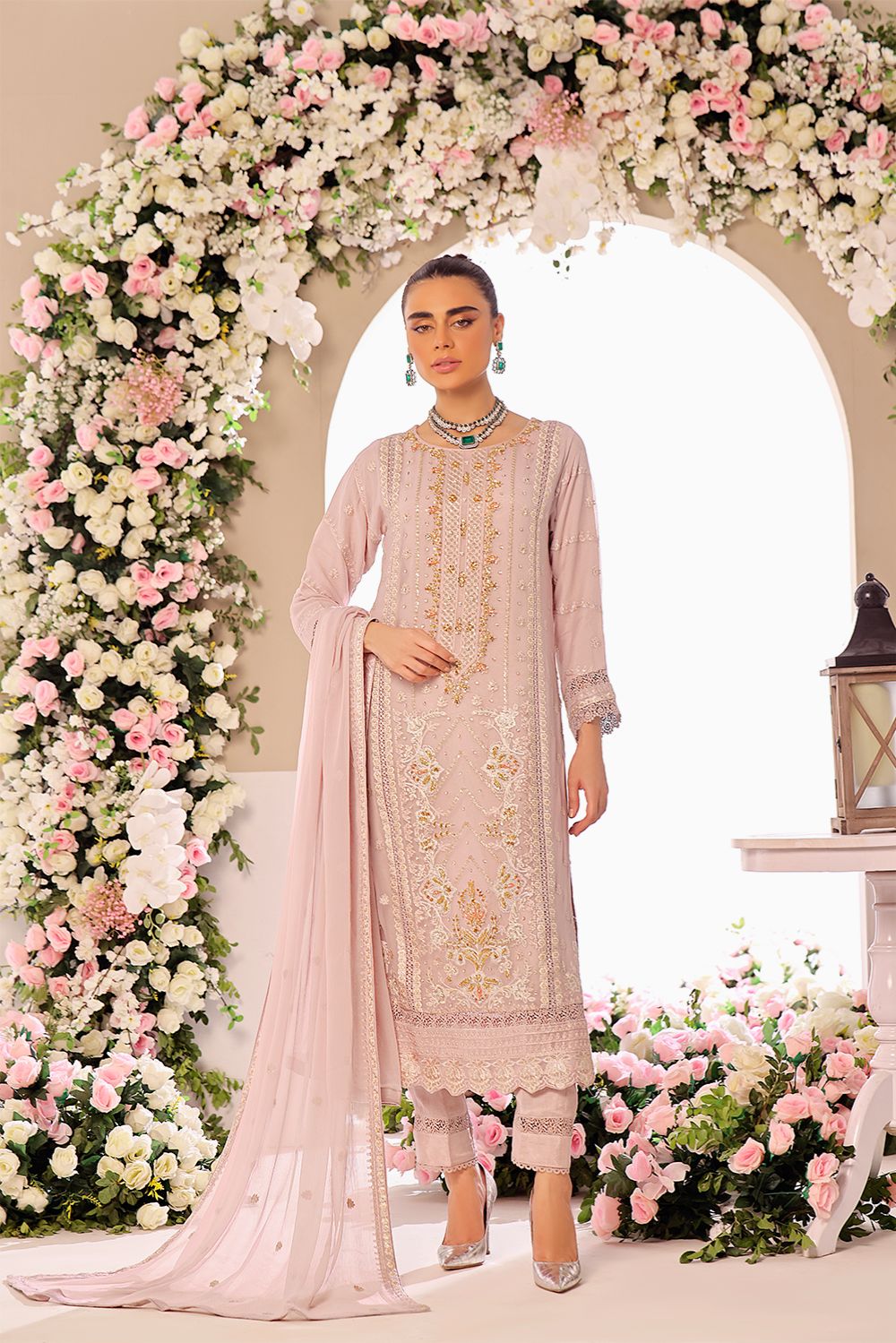 Wardah Uzair Embellished Chiffon Suit Cascade WAR40